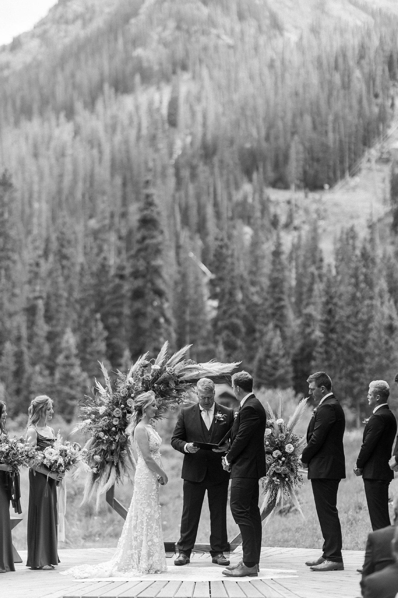 Alicia+lucia+photography+-+albuquerque+wedding+photographer+-+santa+fe+wedding+photography+-+new+mexico+wedding+photographer+-+new+mexico+wedding+-+taos+-+taos+wedding+-+tao+ski+valley+-+taos+ski+valley+wedding+-+ski+valley+wedding_0046.jpg