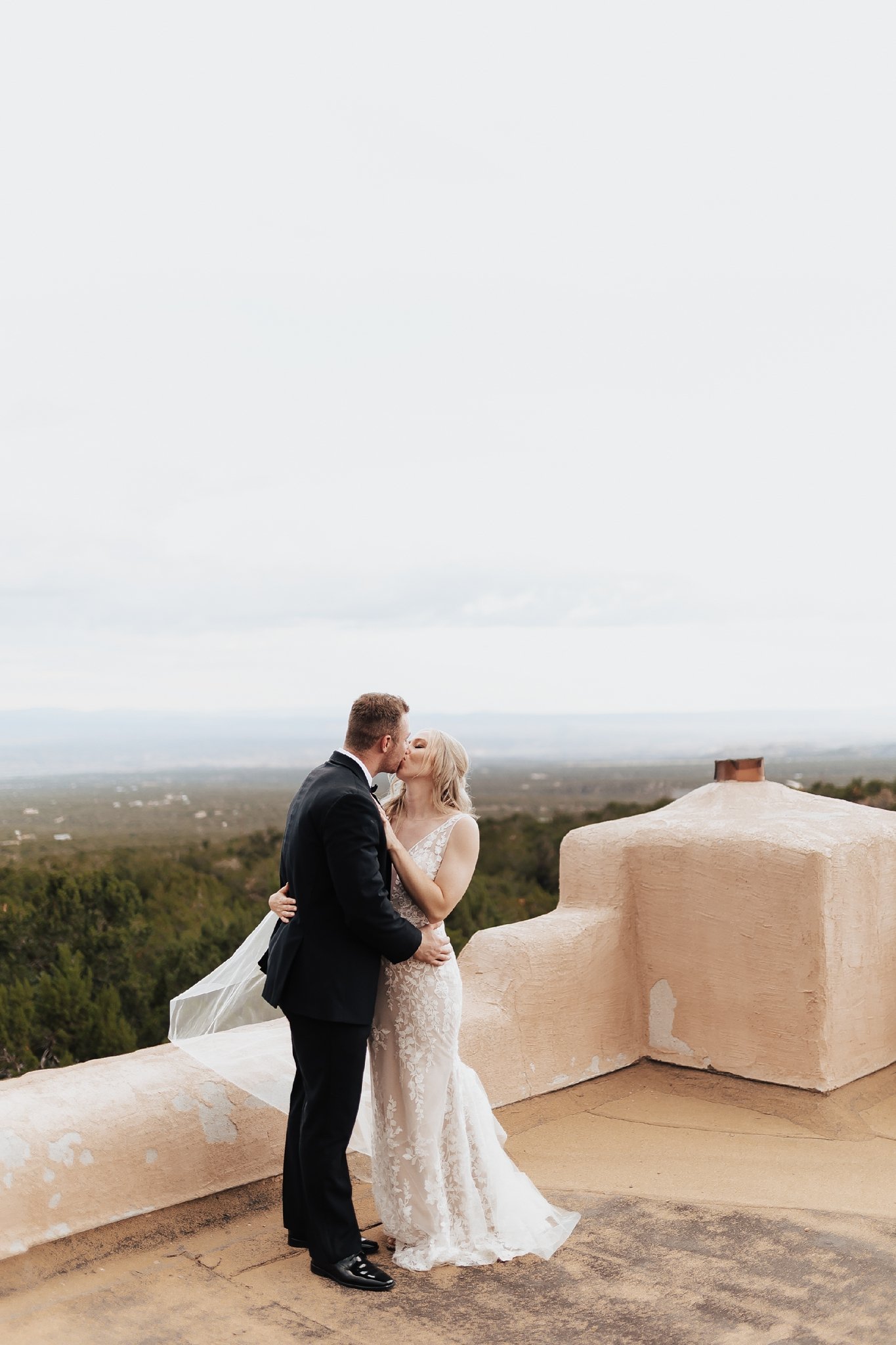 Alicia+lucia+photography+-+albuquerque+wedding+photographer+-+santa+fe+wedding+photography+-+new+mexico+wedding+photographer+-+new+mexico+wedding+-+santa+fe+wedding+-+hacienda+wedding+-+hacienda+dona+andrea+wedding_0105.jpg