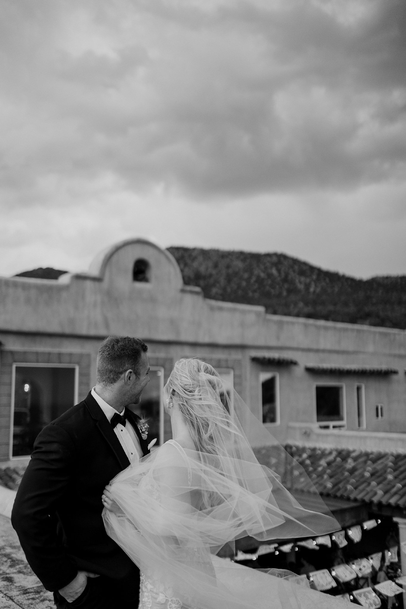 Alicia+lucia+photography+-+albuquerque+wedding+photographer+-+santa+fe+wedding+photography+-+new+mexico+wedding+photographer+-+new+mexico+wedding+-+santa+fe+wedding+-+hacienda+wedding+-+hacienda+dona+andrea+wedding_0117.jpg