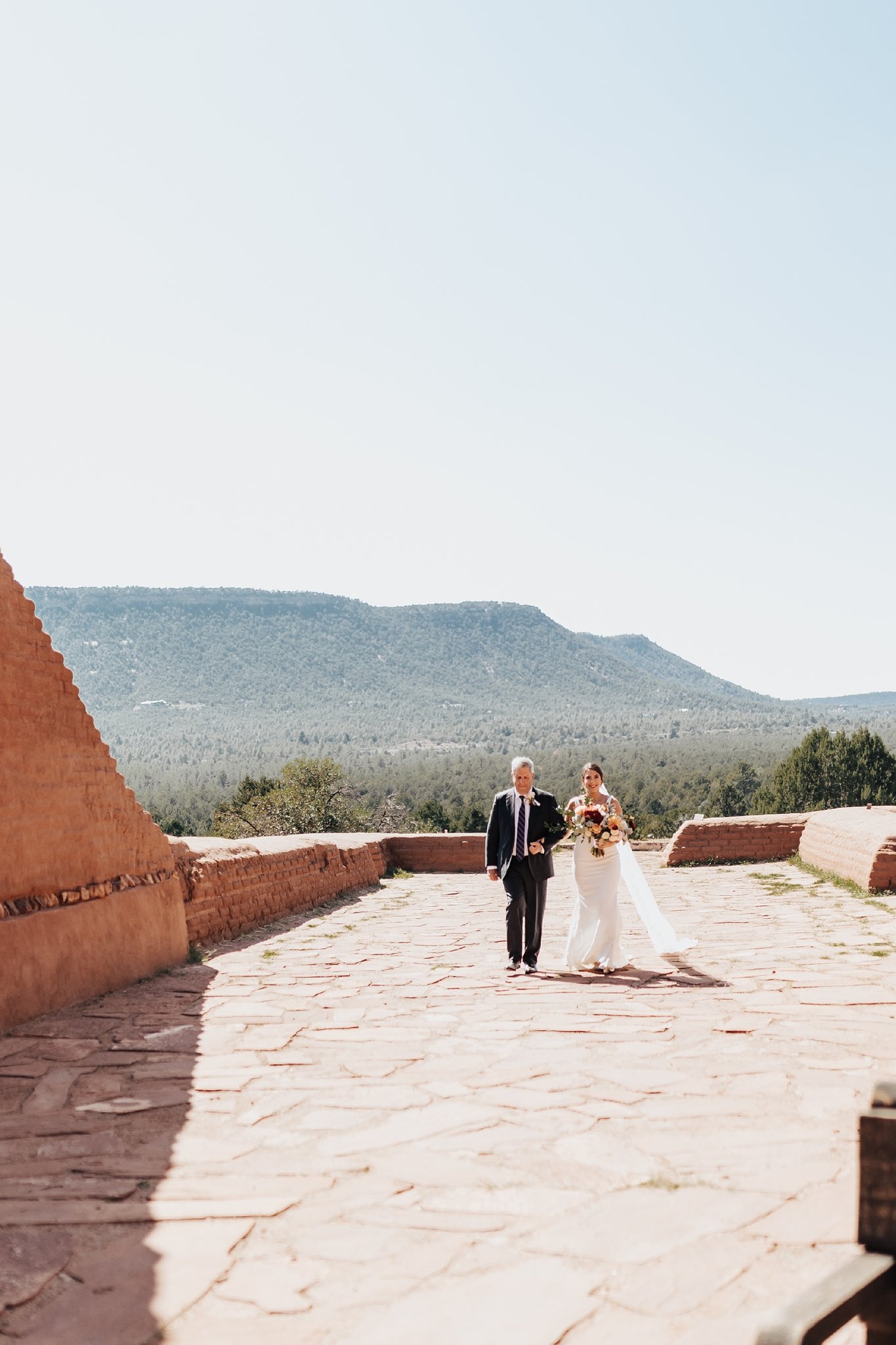 Alicia+lucia+photography+-+albuquerque+wedding+photographer+-+santa+fe+wedding+photography+-+new+mexico+wedding+photographer+-+new+mexico+wedding+-+santa+fe+wedding+-+pecos+wedding+-+pecos+historic+site+-+national+park+wedding_0013.jpg