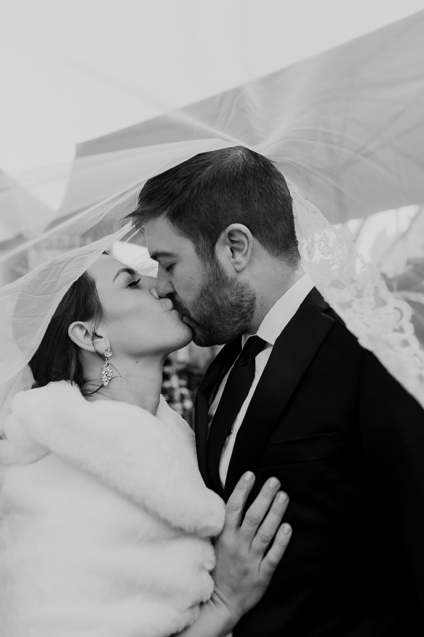 Alicia+lucia+photography+-+albuquerque+wedding+photographer+-+santa+fe+wedding+photography+-+new+mexico+wedding+photographer+-+new+mexico+wedding+-+santa+fe+wedding+-+loretto+wedding+-+santa+fe+plaza+wedding_0015.jpg