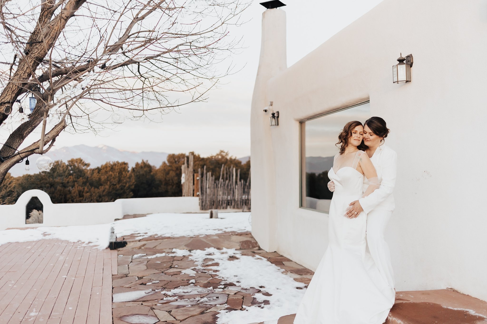 Alicia+lucia+photography+-+albuquerque+wedding+photographer+-+santa+fe+wedding+photography+-+new+mexico+wedding+photographer+-+new+mexico+wedding+-+taos+wedding+-+taos+elopement+-+stakeout+taos+-+stakeout+taos+wedding+-+lgbtq+wedding_0088.jpg