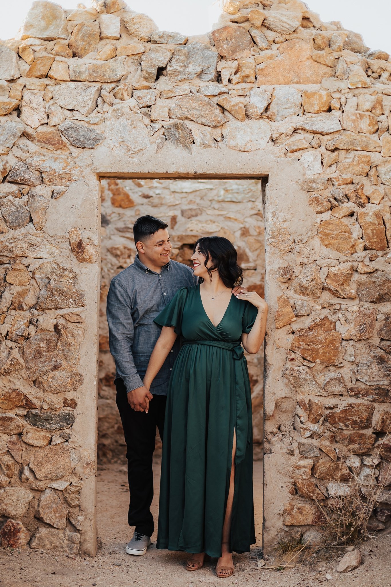 Alicia+lucia+photography+-+albuquerque+wedding+photographer+-+santa+fe+wedding+photography+-+new+mexico+wedding+photographer+-+new+mexico+wedding+-+desert+engagement+-+mountain+engagement+-+southwest+engagement_0036.jpg