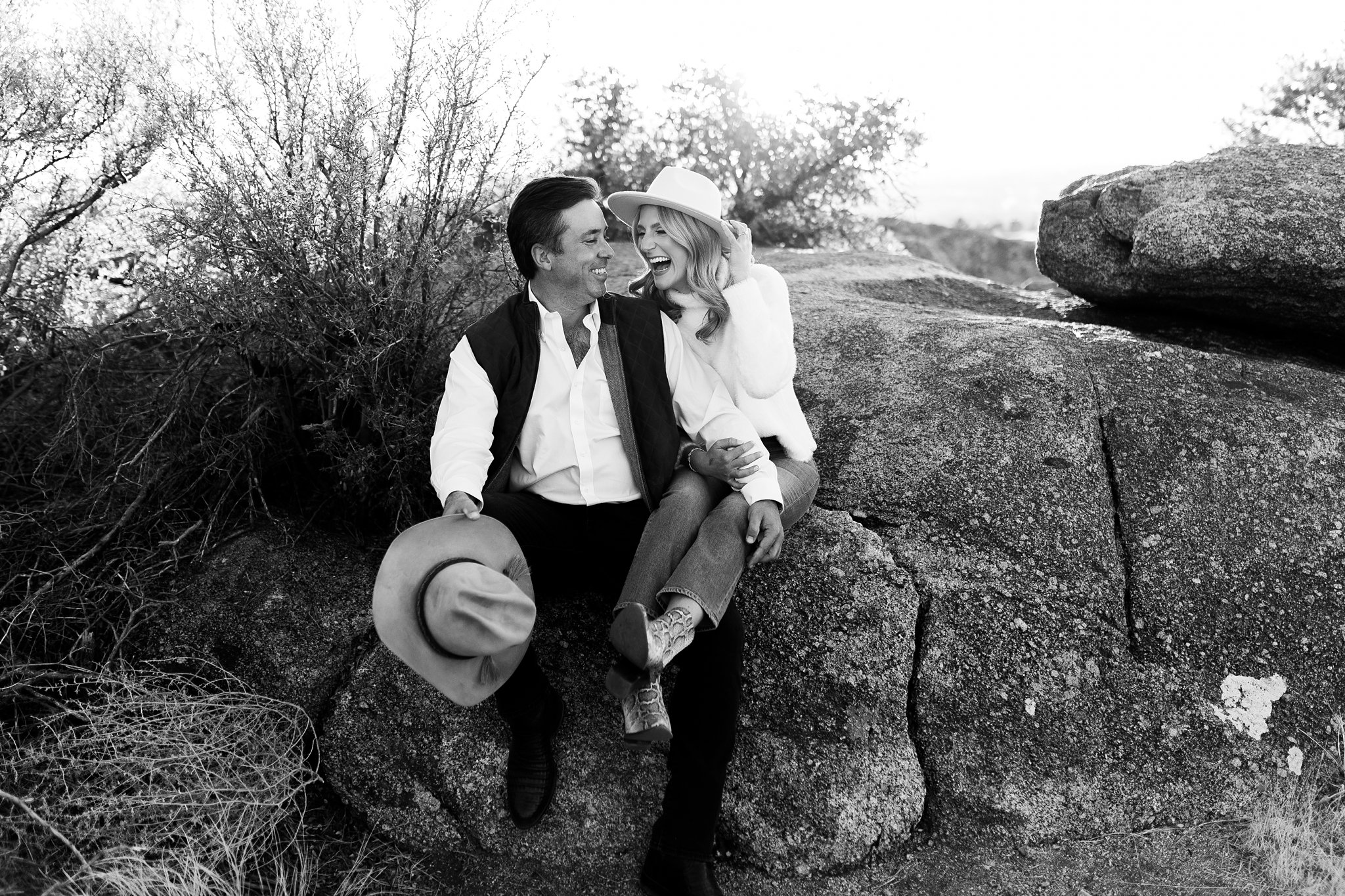 Alicia+lucia+photography+-+albuquerque+wedding+photographer+-+santa+fe+wedding+photography+-+new+mexico+wedding+photographer+-+new+mexico+wedding+-+southwest+engagement+-+new+mexico+engagemen+-+mountain+engagement_0020.jpg