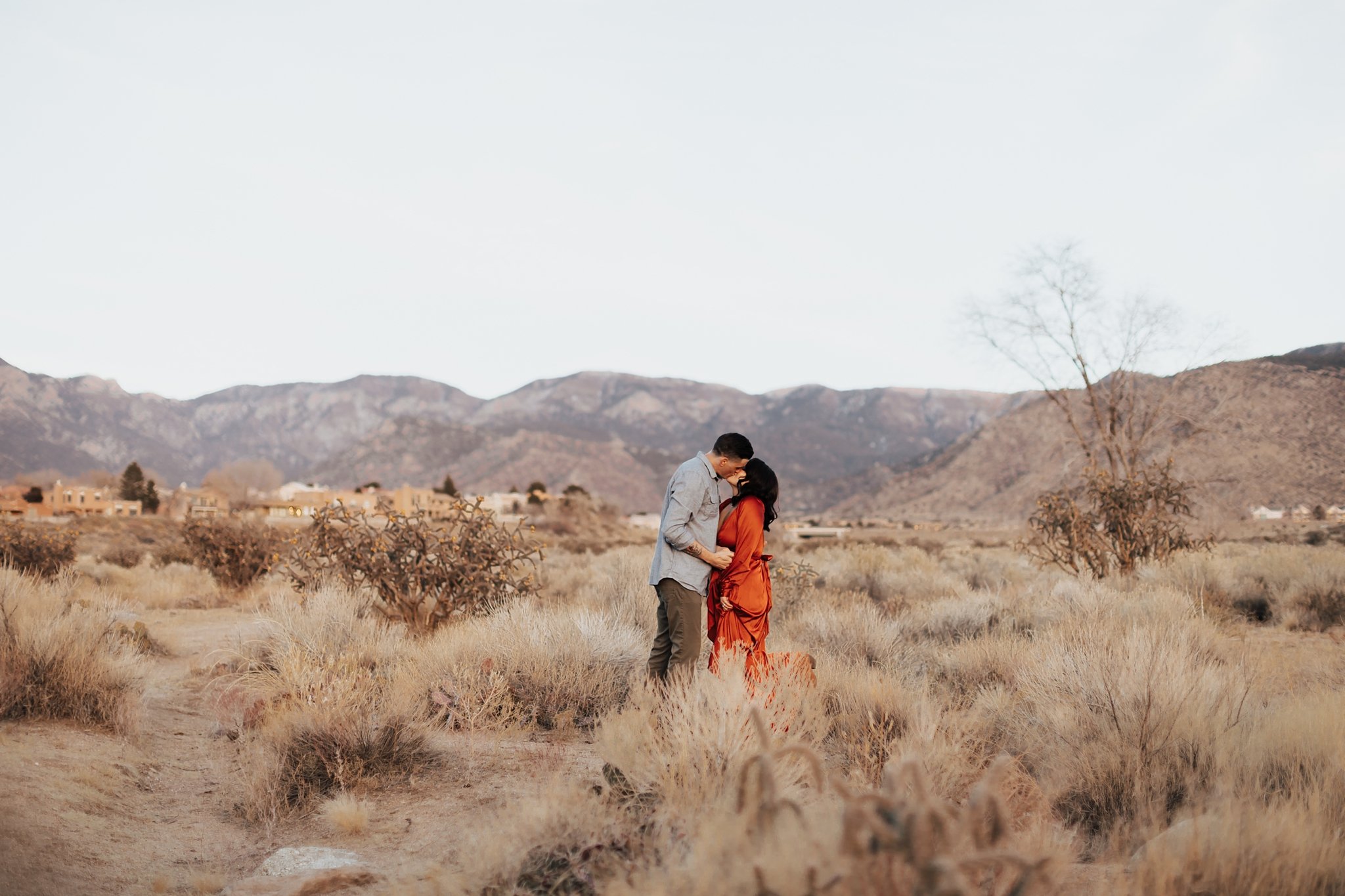 Alicia+lucia+photography+-+albuquerque+wedding+photographer+-+santa+fe+wedding+photography+-+new+mexico+wedding+photographer+-+new+mexico+wedding+-+new+mexico+engagement+-+desert+engagement+-+santa+fe+engagement+-+brewery+engagement_0067.jpg