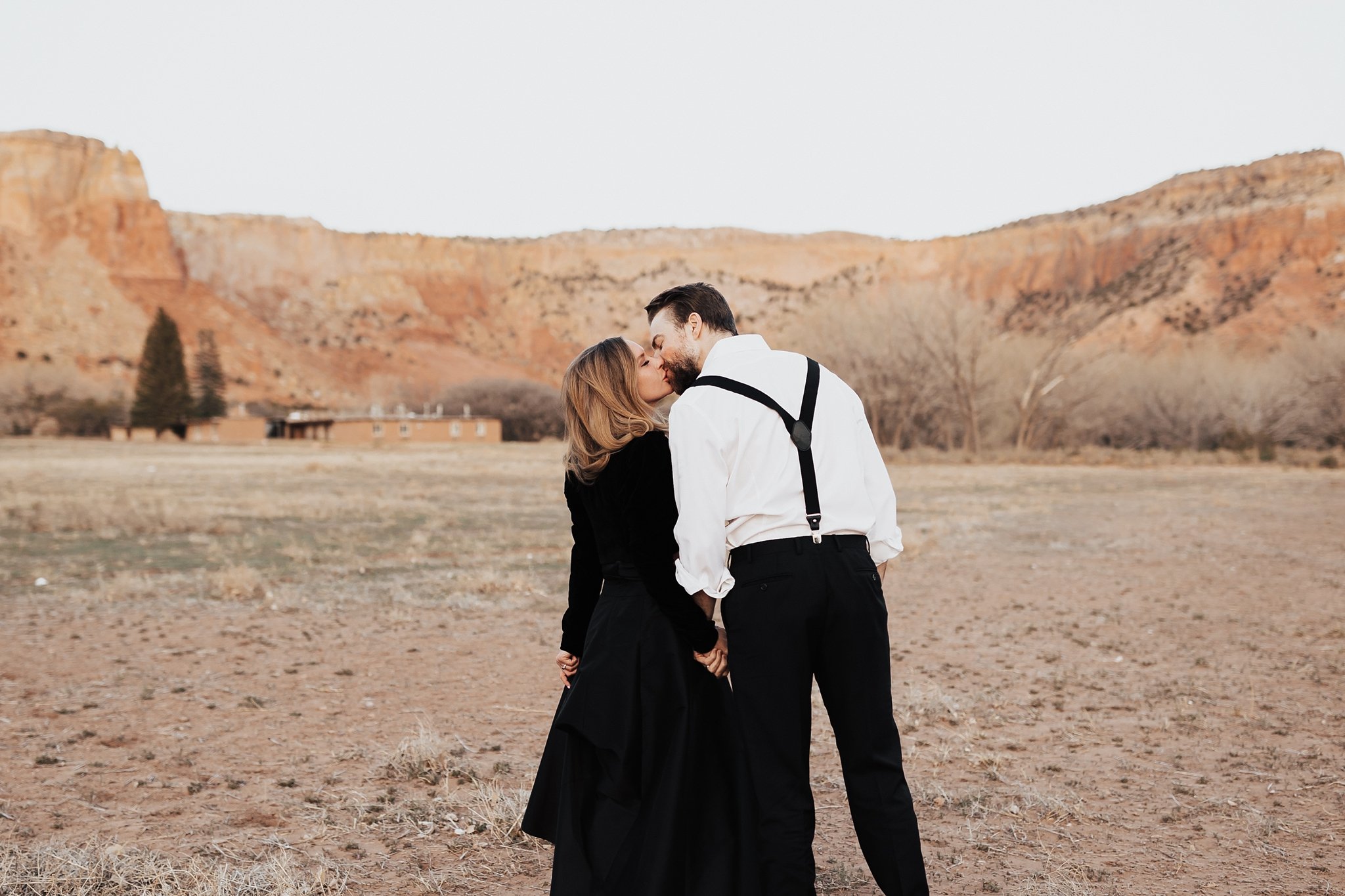 Alicia+lucia+photography+-+albuquerque+wedding+photographer+-+santa+fe+wedding+photography+-+new+mexico+wedding+photographer+-+new+mexico+wedding+-+new+mexico+engagement+-+ghost+ranch+-+ghost+ranch+engagement+-+southwest+engagement_0025.jpg