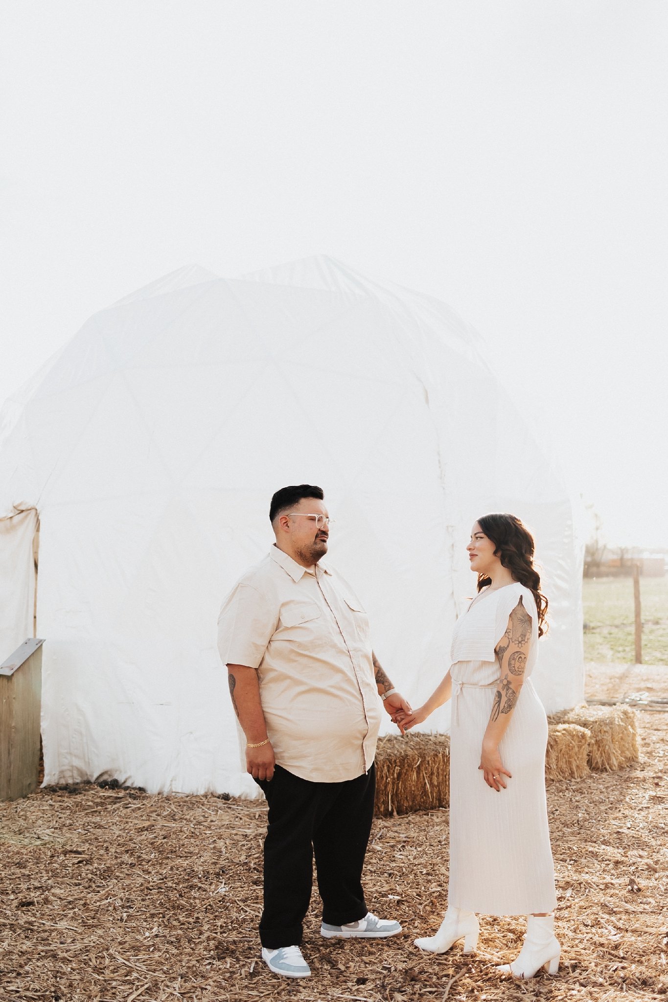 Alicia+lucia+photography+-+albuquerque+wedding+photographer+-+santa+fe+wedding+photography+-+new+mexico+wedding+photographer+-+new+mexico+wedding+-+new+mexico+engagement+-+farm+engagement+-+spring+engagement_0014.jpg