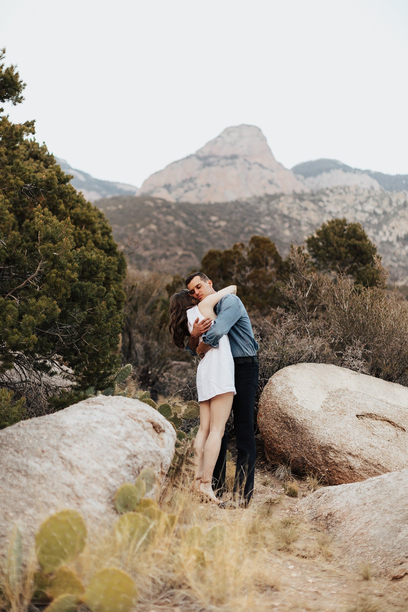 Alicia+lucia+photography+-+albuquerque+wedding+photographer+-+santa+fe+wedding+photography+-+new+mexico+wedding+photographer+-+new+mexico+wedding+-+new+mexico+engagement+-+mountain+engagement+-+desert+engagement+-+southwest+engagement_0023.jpg