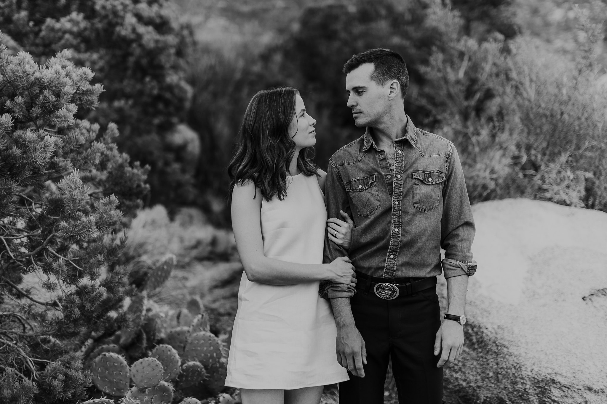 Alicia+lucia+photography+-+albuquerque+wedding+photographer+-+santa+fe+wedding+photography+-+new+mexico+wedding+photographer+-+new+mexico+wedding+-+new+mexico+engagement+-+mountain+engagement+-+desert+engagement+-+southwest+engagement_0025.jpg