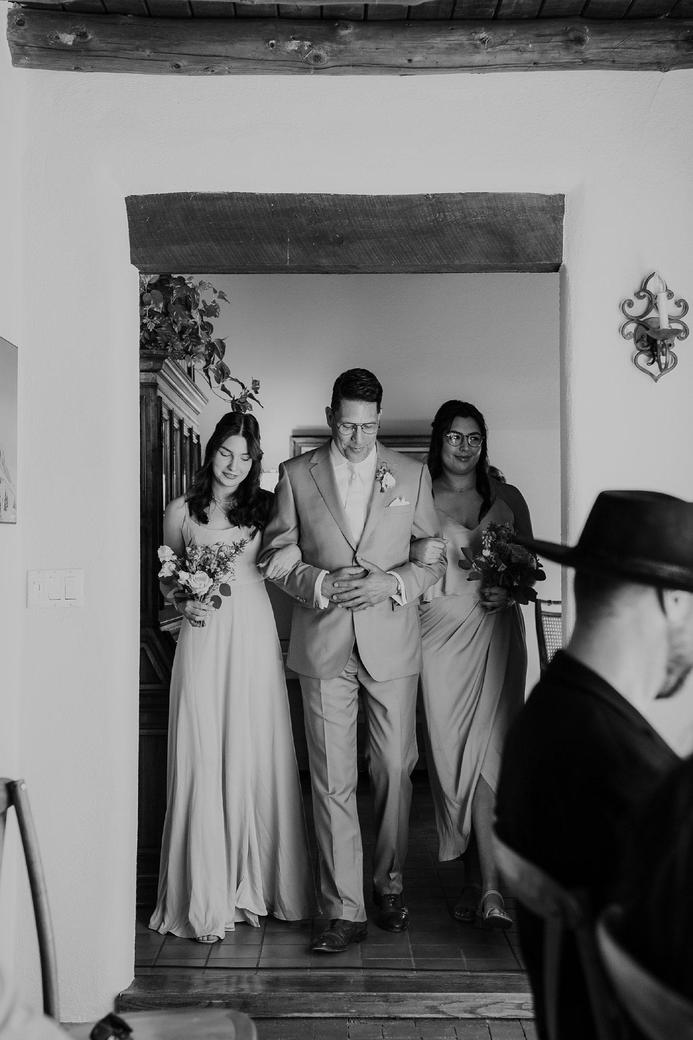 Alicia+lucia+photography+-+albuquerque+wedding+photographer+-+santa+fe+wedding+photography+-+new+mexico+wedding+photographer+-+new+mexico+wedding+-+backyard+wedding+-+backyard+elopement+-+southwest+wedding+-+spring+wedding_0014.jpg