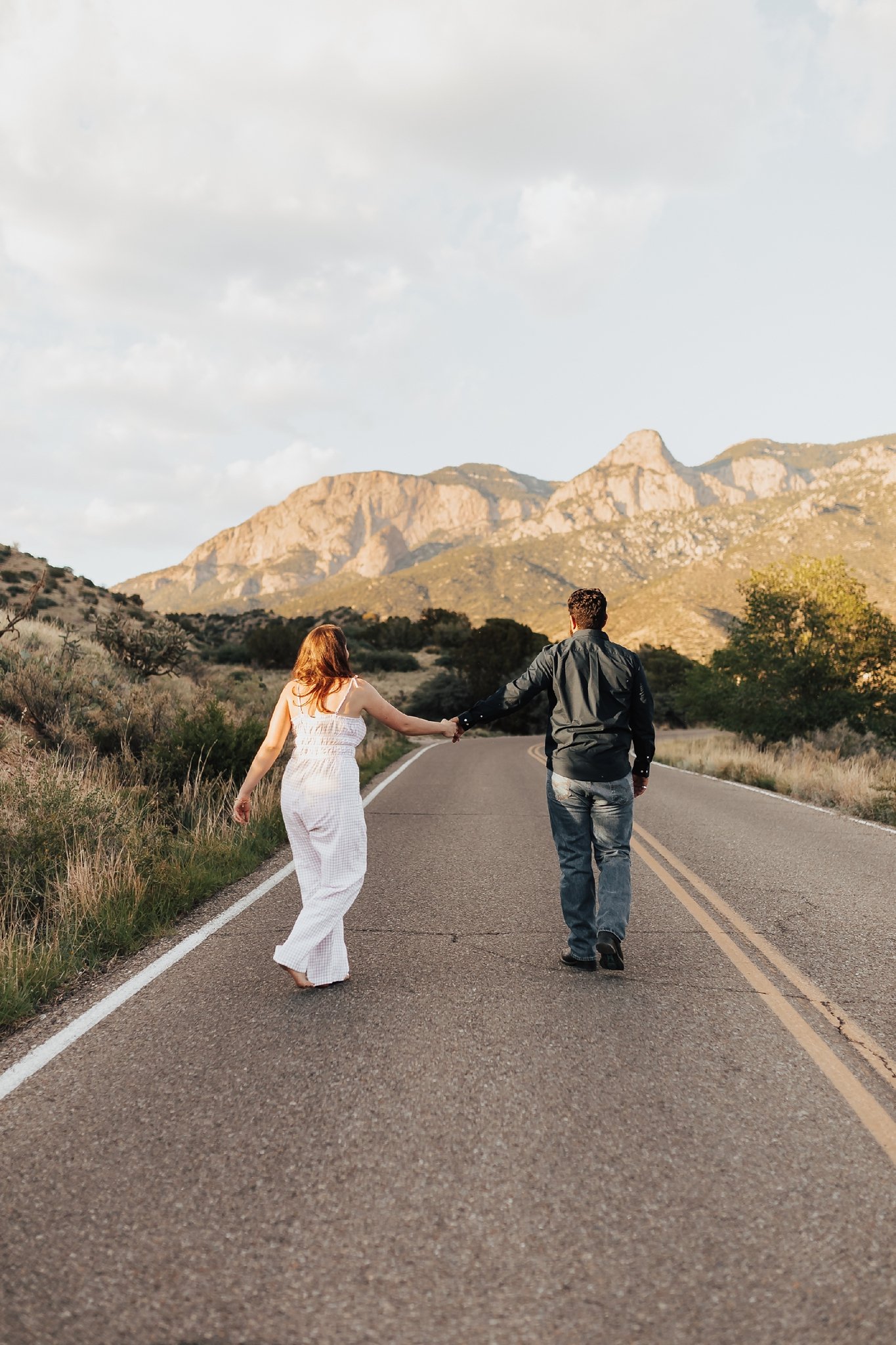 Alicia+lucia+photography+-+albuquerque+wedding+photographer+-+santa+fe+wedding+photography+-+new+mexico+wedding+photographer+-+new+mexico+wedding+-+desert+engagement+-+new+mexico+engagement+-+mountain+engagement+-+albuquerque+engagement_0009.jpg