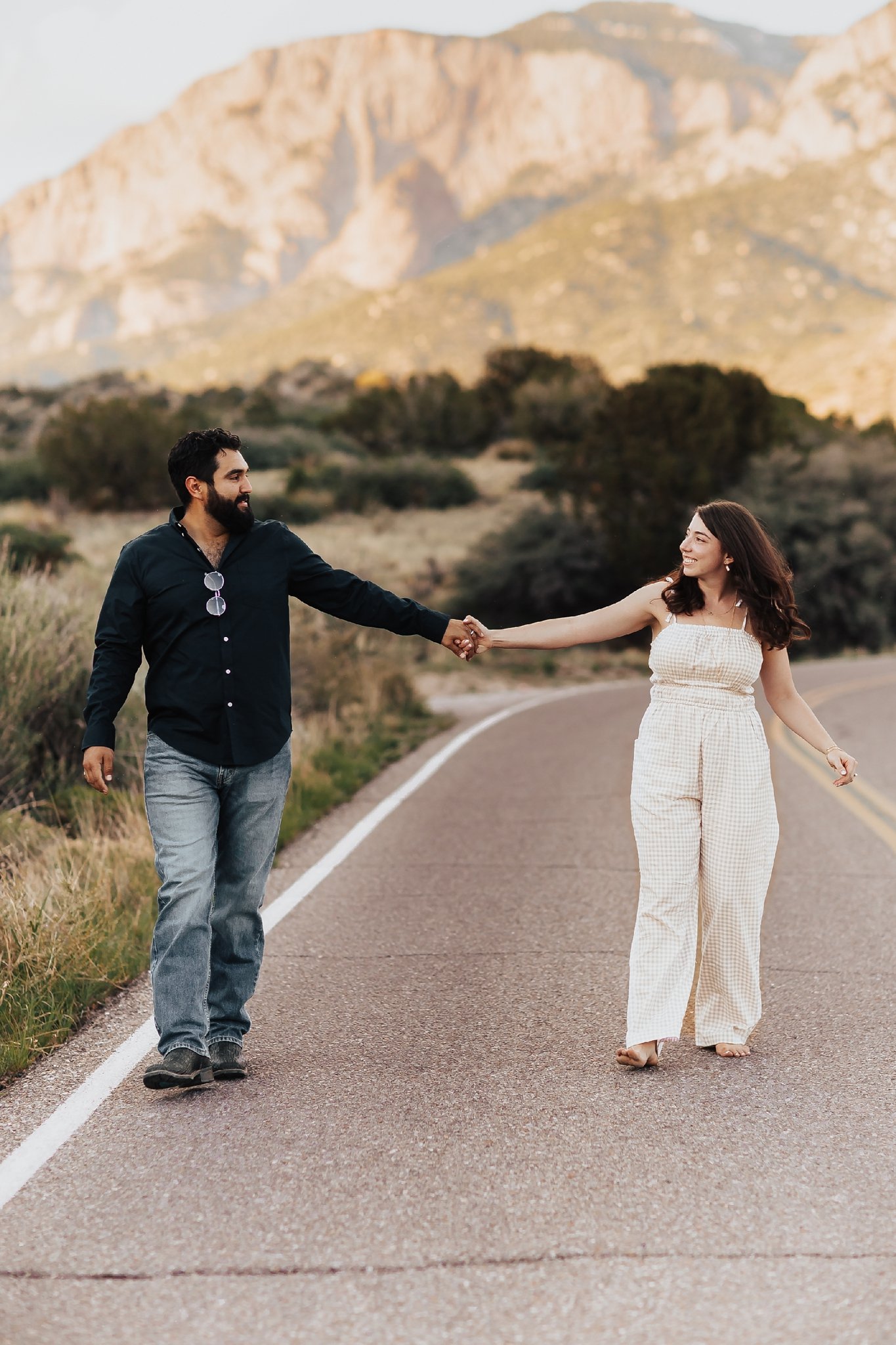 Alicia+lucia+photography+-+albuquerque+wedding+photographer+-+santa+fe+wedding+photography+-+new+mexico+wedding+photographer+-+new+mexico+wedding+-+desert+engagement+-+new+mexico+engagement+-+mountain+engagement+-+albuquerque+engagement_0015.jpg