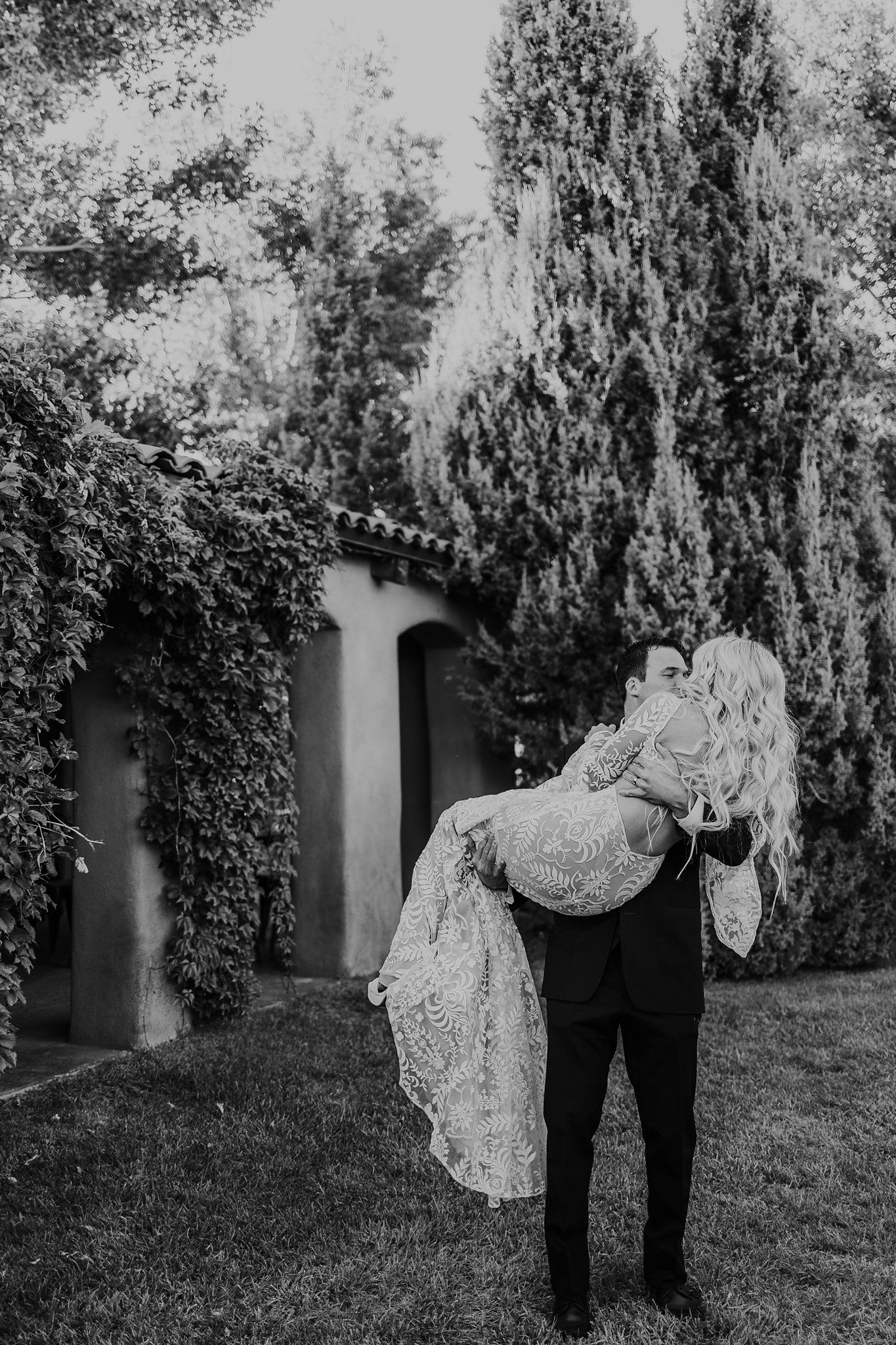 Alicia+lucia+photography+-+albuquerque+wedding+photographer+-+santa+fe+wedding+photography+-+new+mexico+wedding+photographer+-+new+mexico+wedding+-+winery+wedding+-+winery+elopement+-+casa+rondena+wedding_0040.jpg