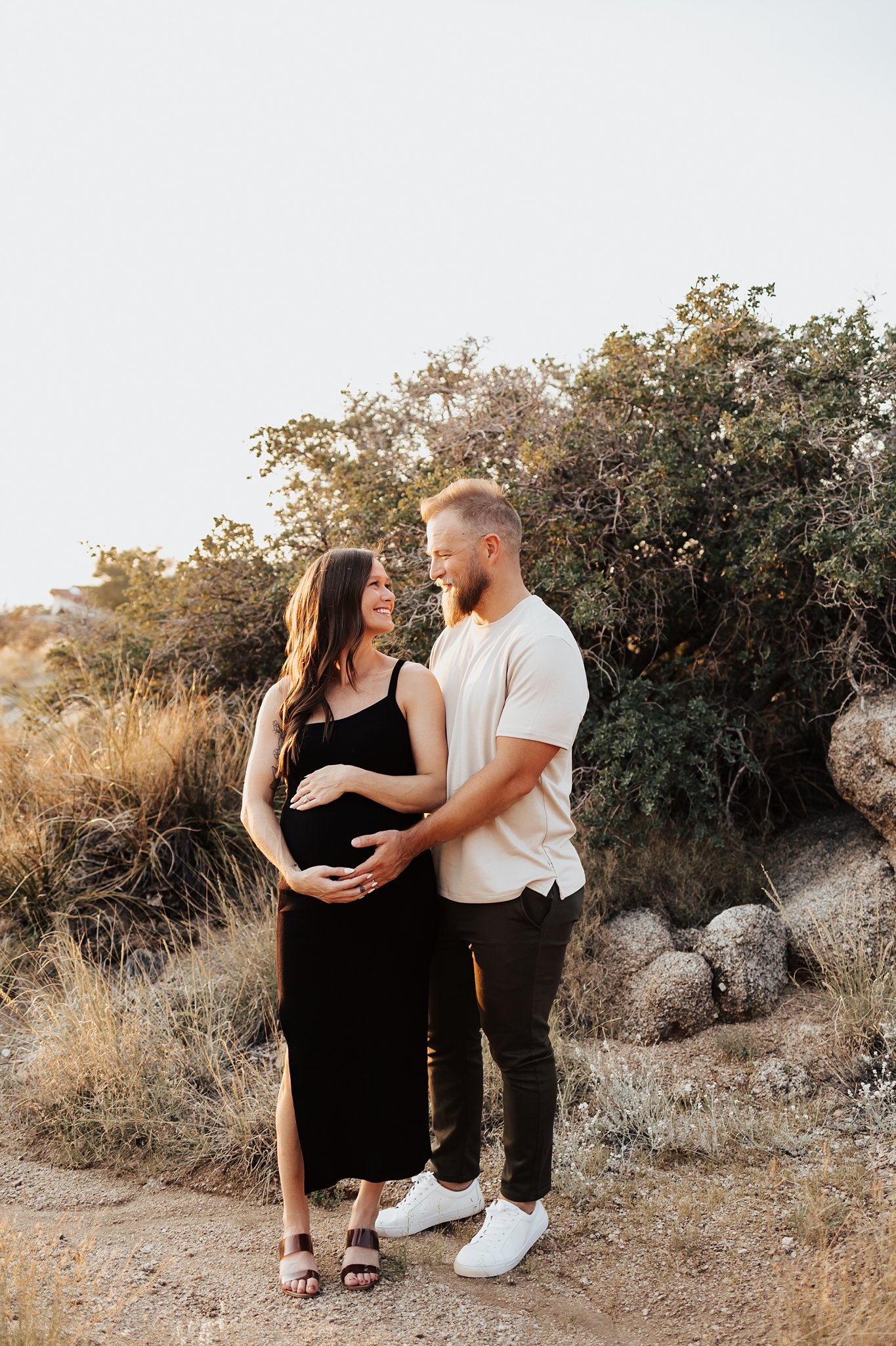 Alicia+lucia+photography+-+albuquerque+wedding+photographer+-+santa+fe+wedding+photography+-+new+mexico+wedding+photographer+-+new+mexico+wedding+-+maternity+-+desert+maternity+-+southwest+maternity_0016.jpg