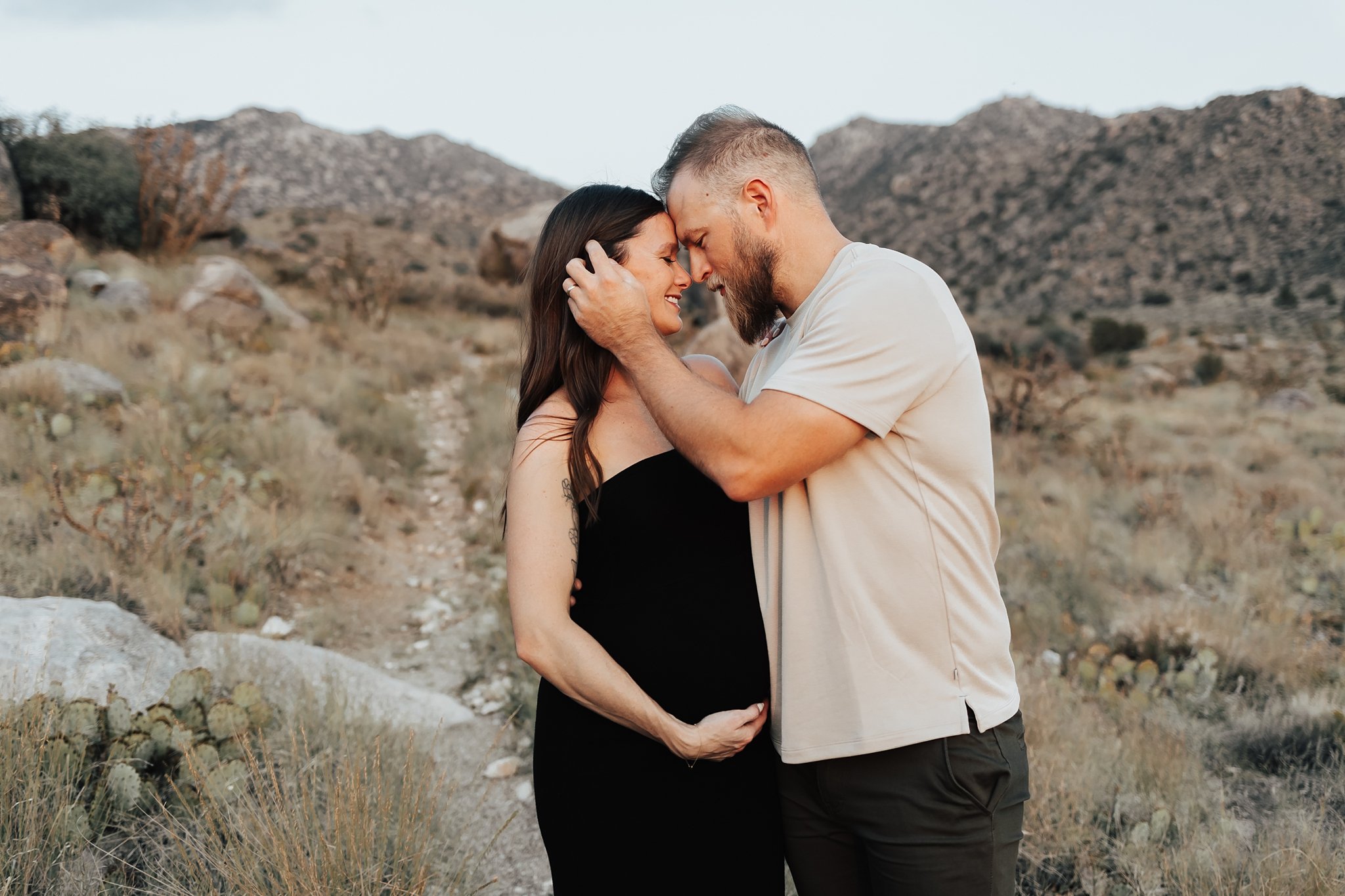 Alicia+lucia+photography+-+albuquerque+wedding+photographer+-+santa+fe+wedding+photography+-+new+mexico+wedding+photographer+-+new+mexico+wedding+-+maternity+-+desert+maternity+-+southwest+maternity_0044.jpg