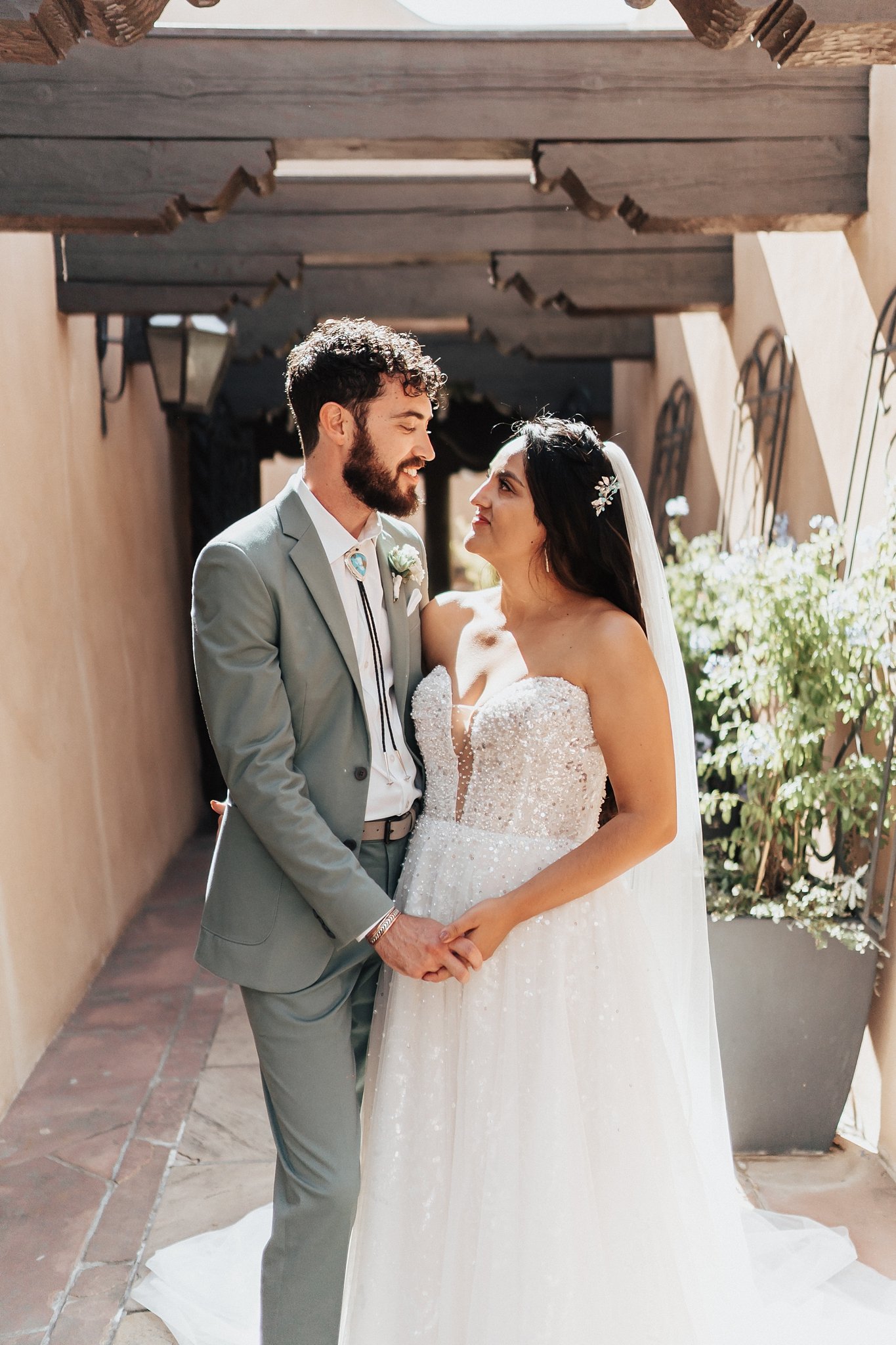 Alicia+lucia+photography+-+albuquerque+wedding+photographer+-+santa+fe+wedding+photography+-+new+mexico+wedding+photographer+-+new+mexico+wedding+-+la+fonda+wedding+-+santa+plaza+wedding+-+southwwest+wedding_0028.jpg