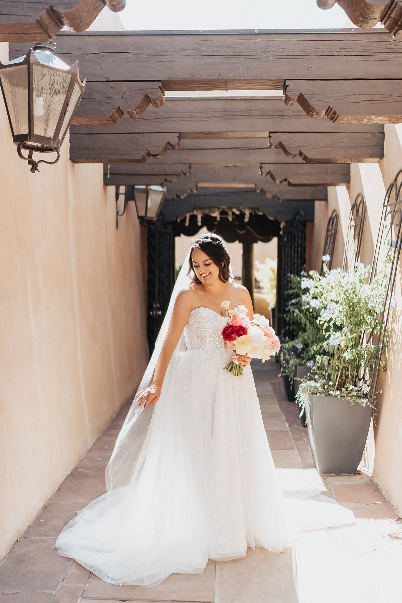 Alicia+lucia+photography+-+albuquerque+wedding+photographer+-+santa+fe+wedding+photography+-+new+mexico+wedding+photographer+-+new+mexico+wedding+-+la+fonda+wedding+-+santa+plaza+wedding+-+southwwest+wedding_0032.jpg