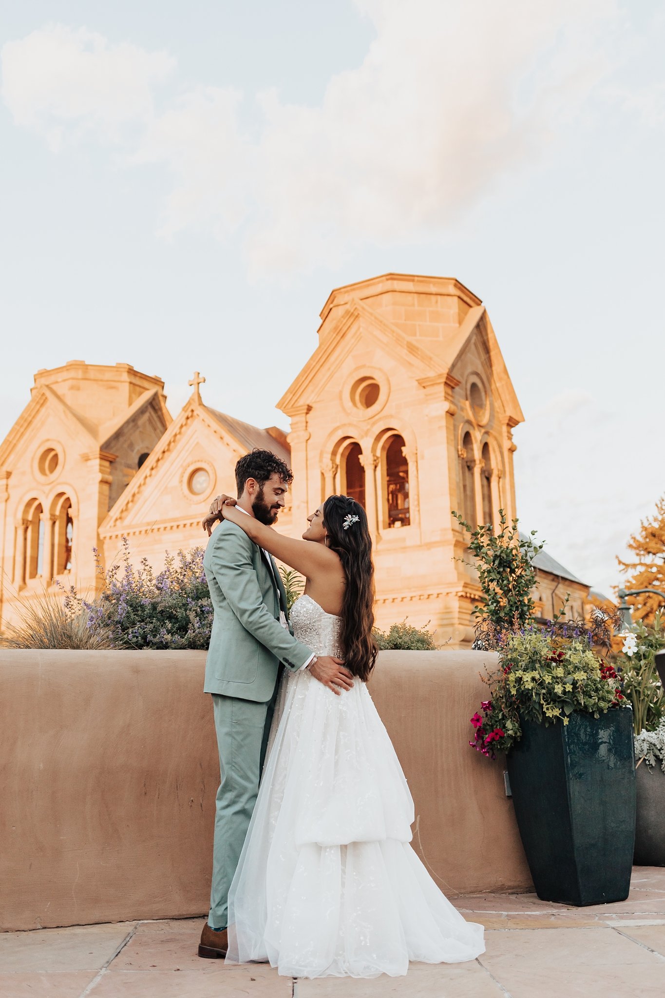 Alicia+lucia+photography+-+albuquerque+wedding+photographer+-+santa+fe+wedding+photography+-+new+mexico+wedding+photographer+-+new+mexico+wedding+-+la+fonda+wedding+-+santa+plaza+wedding+-+southwwest+wedding_0108.jpg