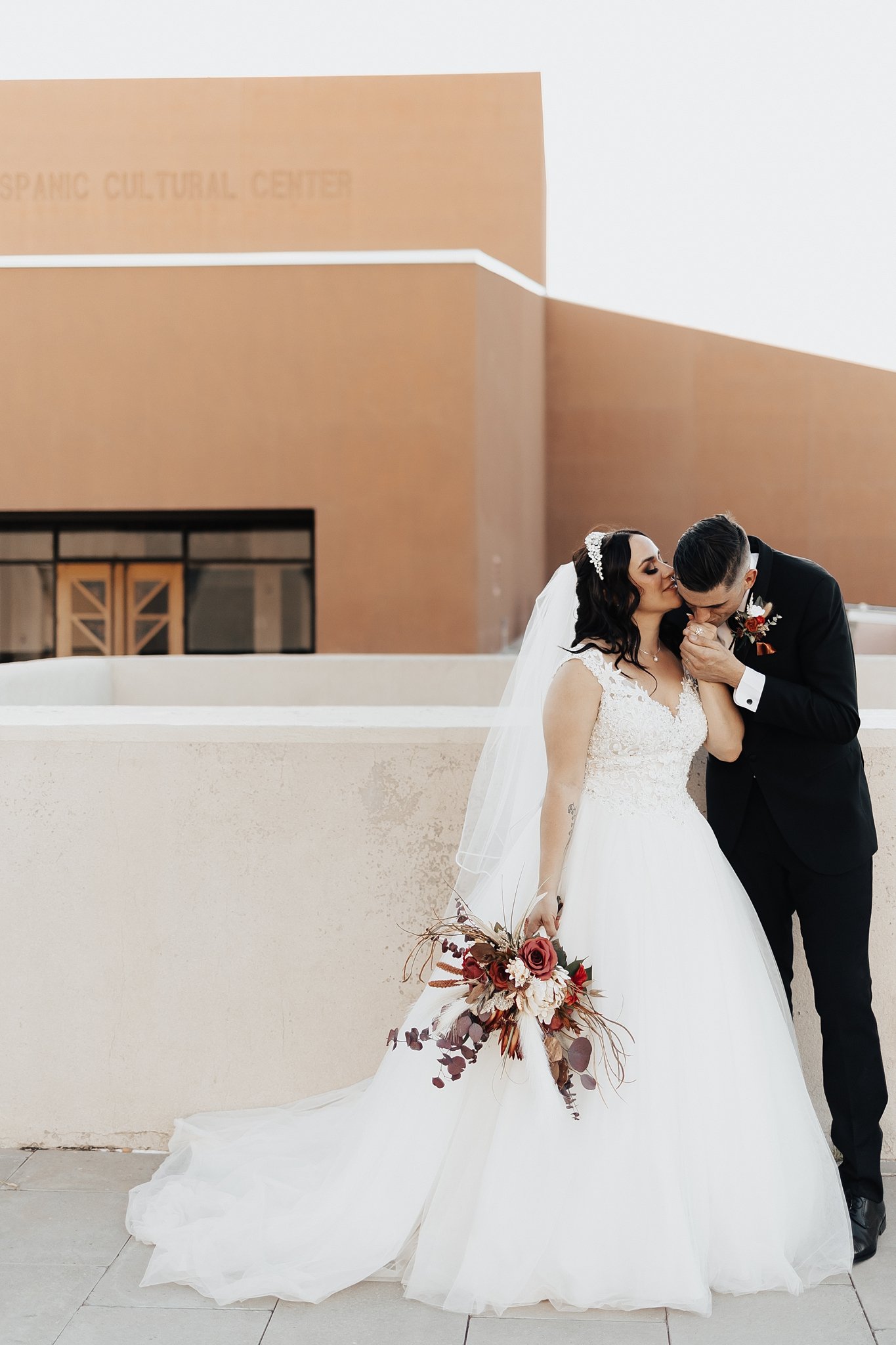 Alicia+lucia+photography+-+albuquerque+wedding+photographer+-+santa+fe+wedding+photography+-+new+mexico+wedding+photographer+-+new+mexico+wedding+-+albuquerque+wedding+-+national+hispanic+cultural+center+-+southwest+wedding_0076.jpg