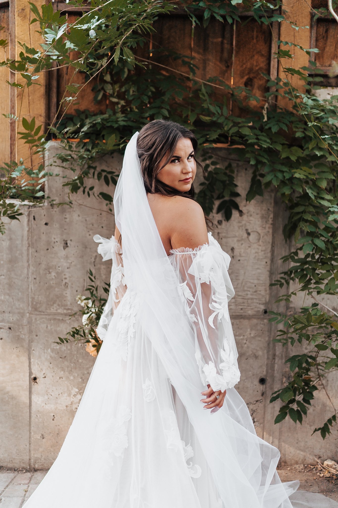 Alicia+lucia+photography+-+albuquerque+wedding+photographer+-+santa+fe+wedding+photography+-+new+mexico+wedding+photographer+-+new+mexico+wedding+-+backyard+wedding+-+private+estate+wedding+-+southwest+wedding_0013.jpg