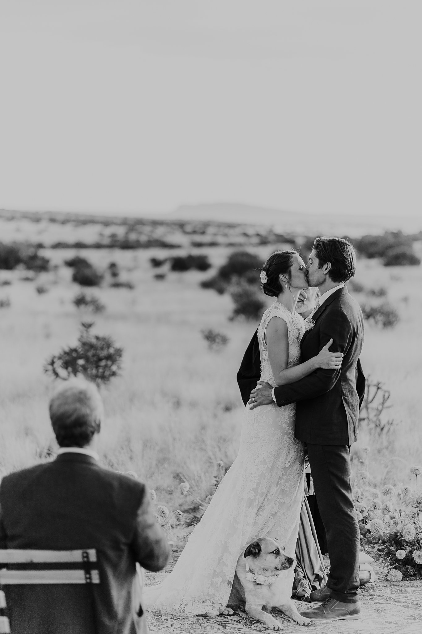 Alicia+lucia+photography+-+albuquerque+wedding+photographer+-+santa+fe+wedding+photography+-+new+mexico+wedding+photographer+-+new+mexico+wedding+-desert+wedding+-+stay+kit+fox+-+kit+fox+wedding+-+santa+fe+wedding_0045.jpg