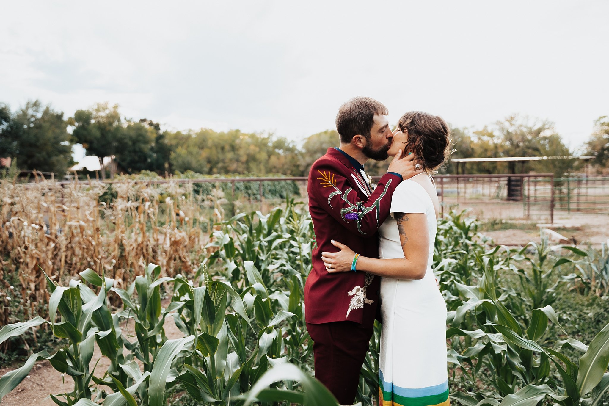 Alicia+lucia+photography+-+albuquerque+wedding+photographer+-+santa+fe+wedding+photography+-+new+mexico+wedding+photographer+-+new+mexico+wedding+-farm+wedding+-+old+town+farm+-+old+town+farm+wedding_0058.jpg