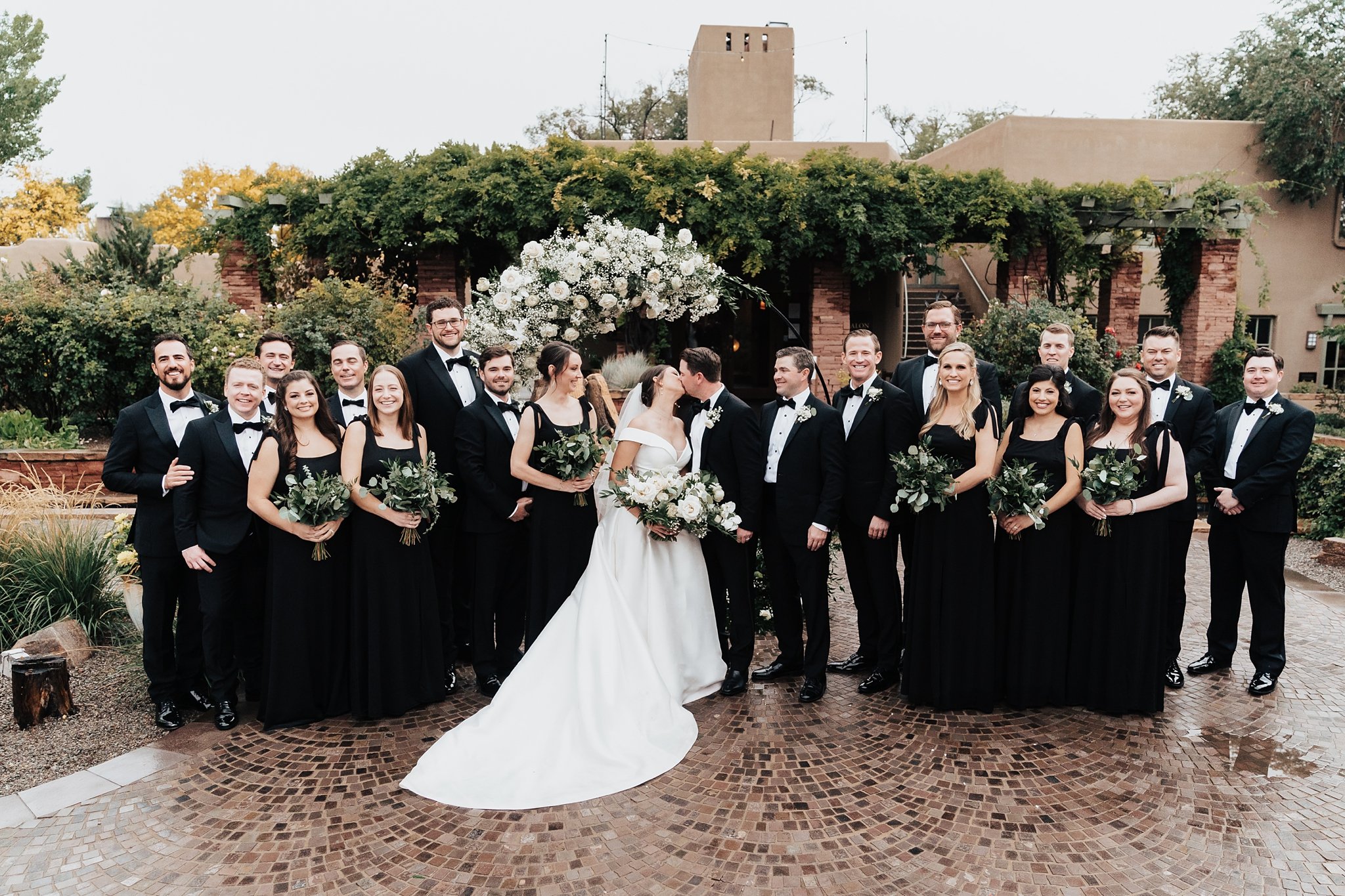 Alicia+lucia+photography+-+albuquerque+wedding+photographer+-+santa+fe+wedding+photography+-+new+mexico+wedding+photographer+-+new+mexico+wedding+-la+posada+wedding+-+santa+fe+plaza+-+modern+wedding_0054.jpg