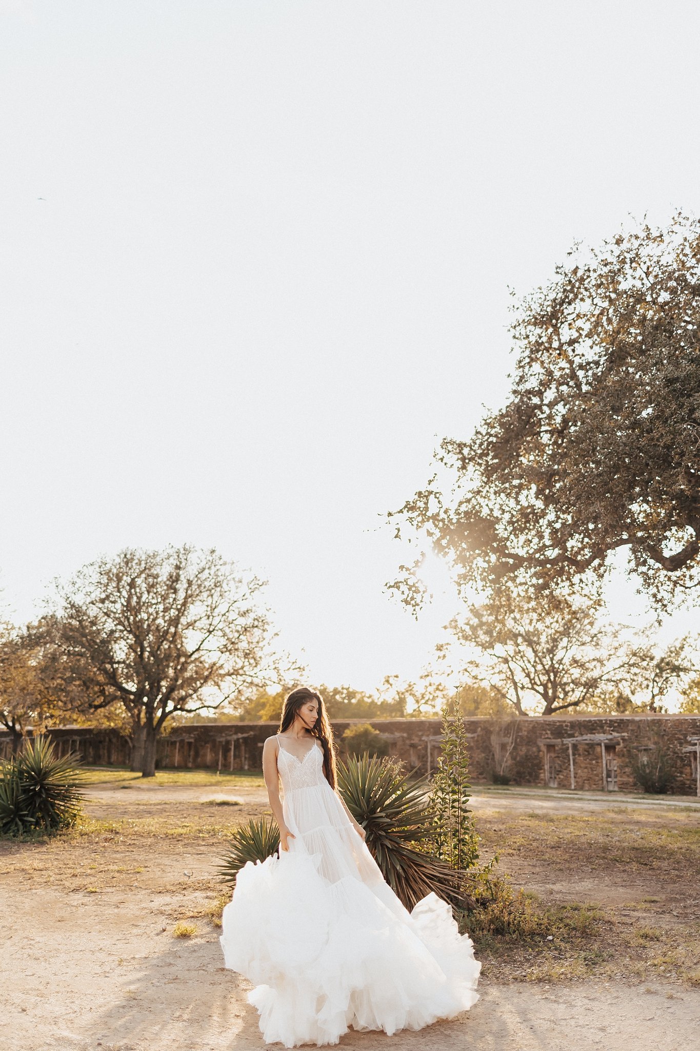 Alicia+lucia+photography+-+albuquerque+wedding+photographer+-+santa+fe+wedding+photography+-+new+mexico+wedding+photographer+-+new+mexico+wedding+-+texas+wedding+-+san+antonio+wedding+-+austin+wedding+-+bridals_0017.jpg