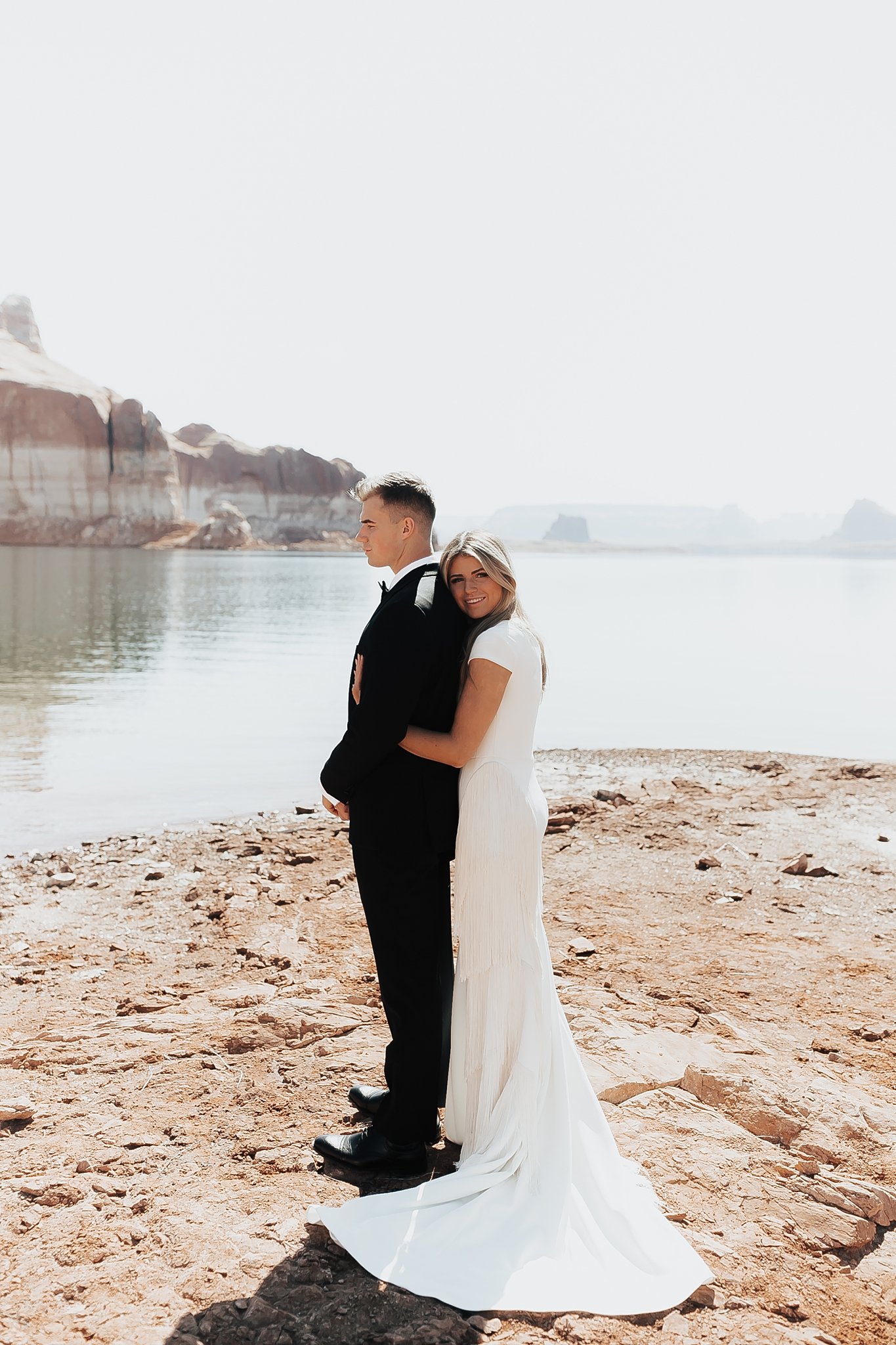 Alicia+lucia+photography+-+albuquerque+wedding+photographer+-+santa+fe+wedding+photography+-+new+mexico+wedding+photographer+-+new+mexico+wedding+-+arizona+wedding+-+lake+powell+wedding+-+sedona+wedding+-+lds+wedding_0076.jpg