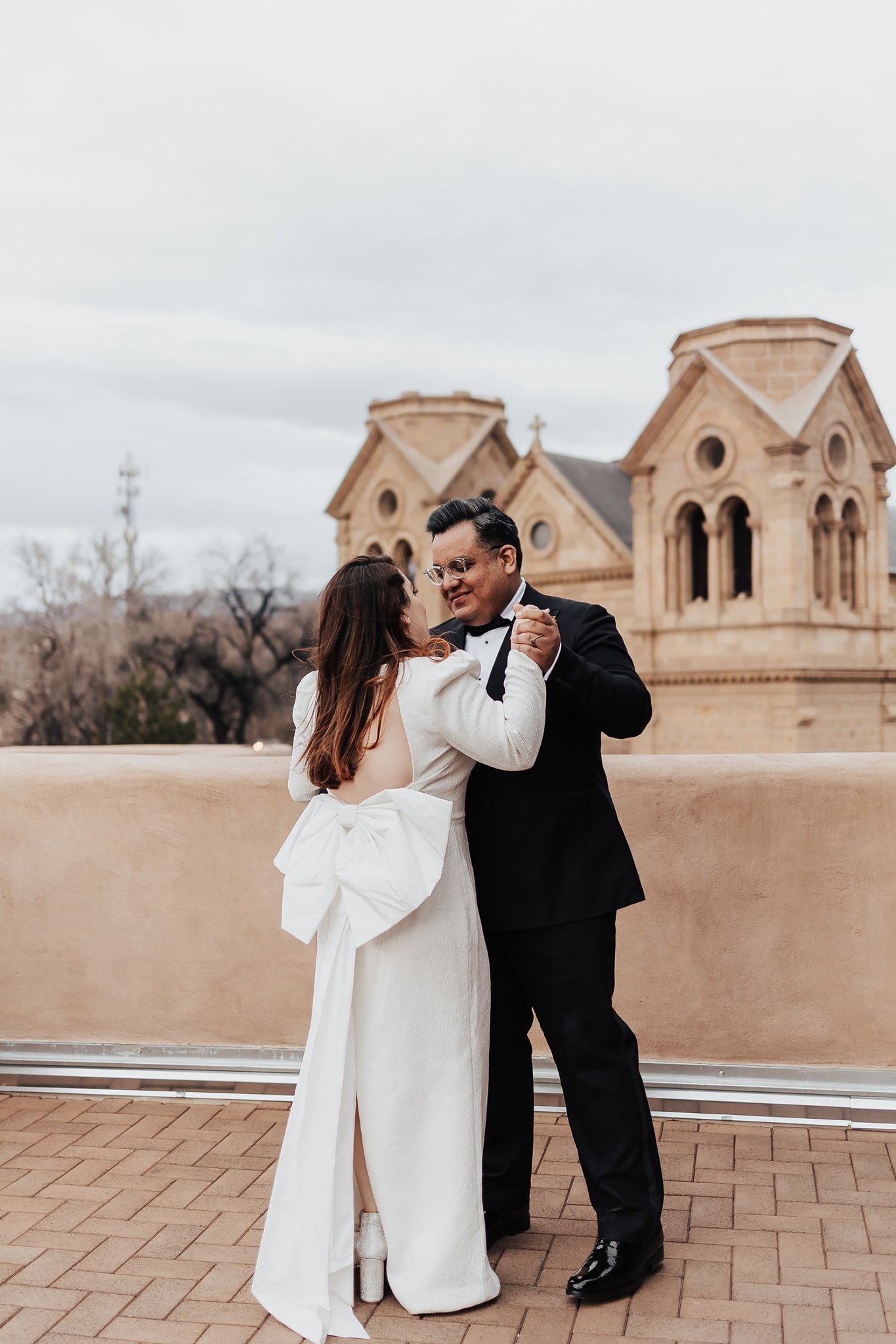 Alicia+lucia+photography+-+albuquerque+wedding+photographer+-+santa+fe+wedding+photography+-+new+mexico+wedding+photographer+-+new+mexico+wedding+-+santa+fe+wedding+-+la+fonda+wedding+-+southwest+wedding_0142.jpg