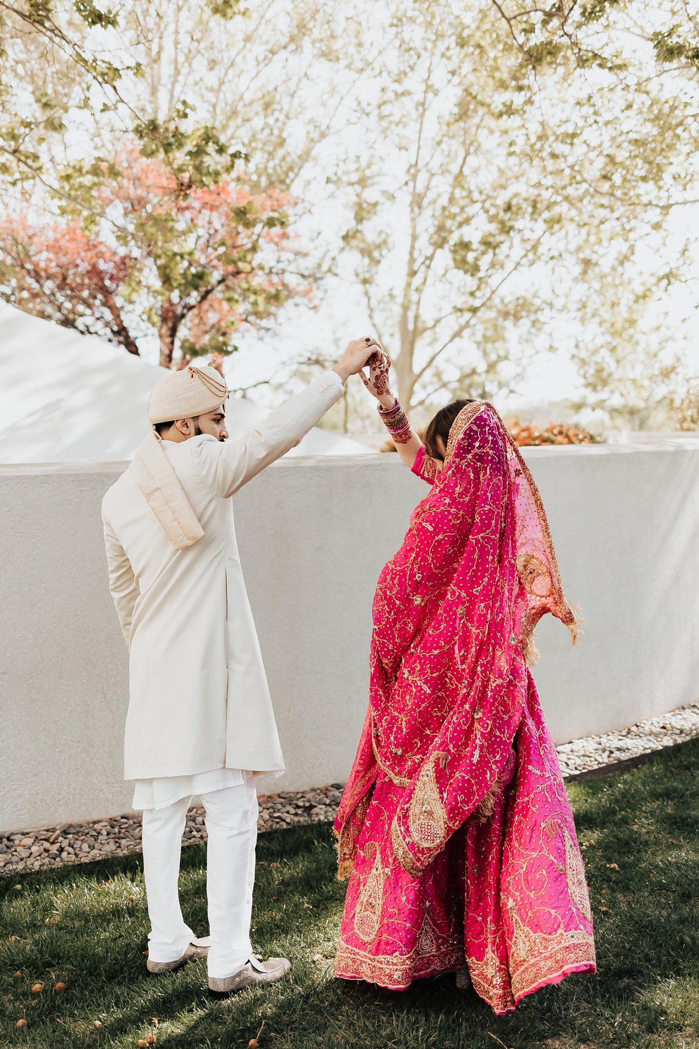 Alicia+lucia+photography+-+albuquerque+wedding+photographer+-+santa+fe+wedding+photography+-+new+mexico+wedding+photographer+-+new+mexico+wedding+-+indian+wedding+-+nikkah+wedding+-+shaadi+wedding+-+southwest+wedding_0034.jpg