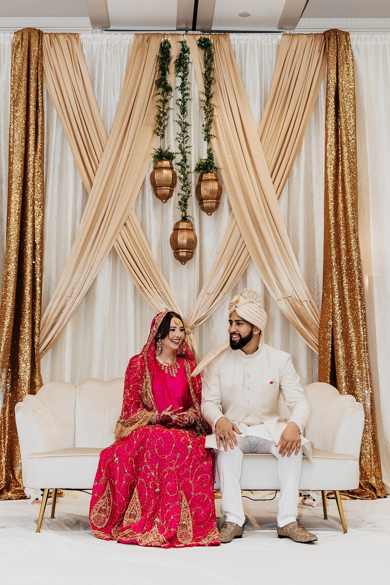 Alicia+lucia+photography+-+albuquerque+wedding+photographer+-+santa+fe+wedding+photography+-+new+mexico+wedding+photographer+-+new+mexico+wedding+-+indian+wedding+-+nikkah+wedding+-+shaadi+wedding+-+southwest+wedding_0160.jpg