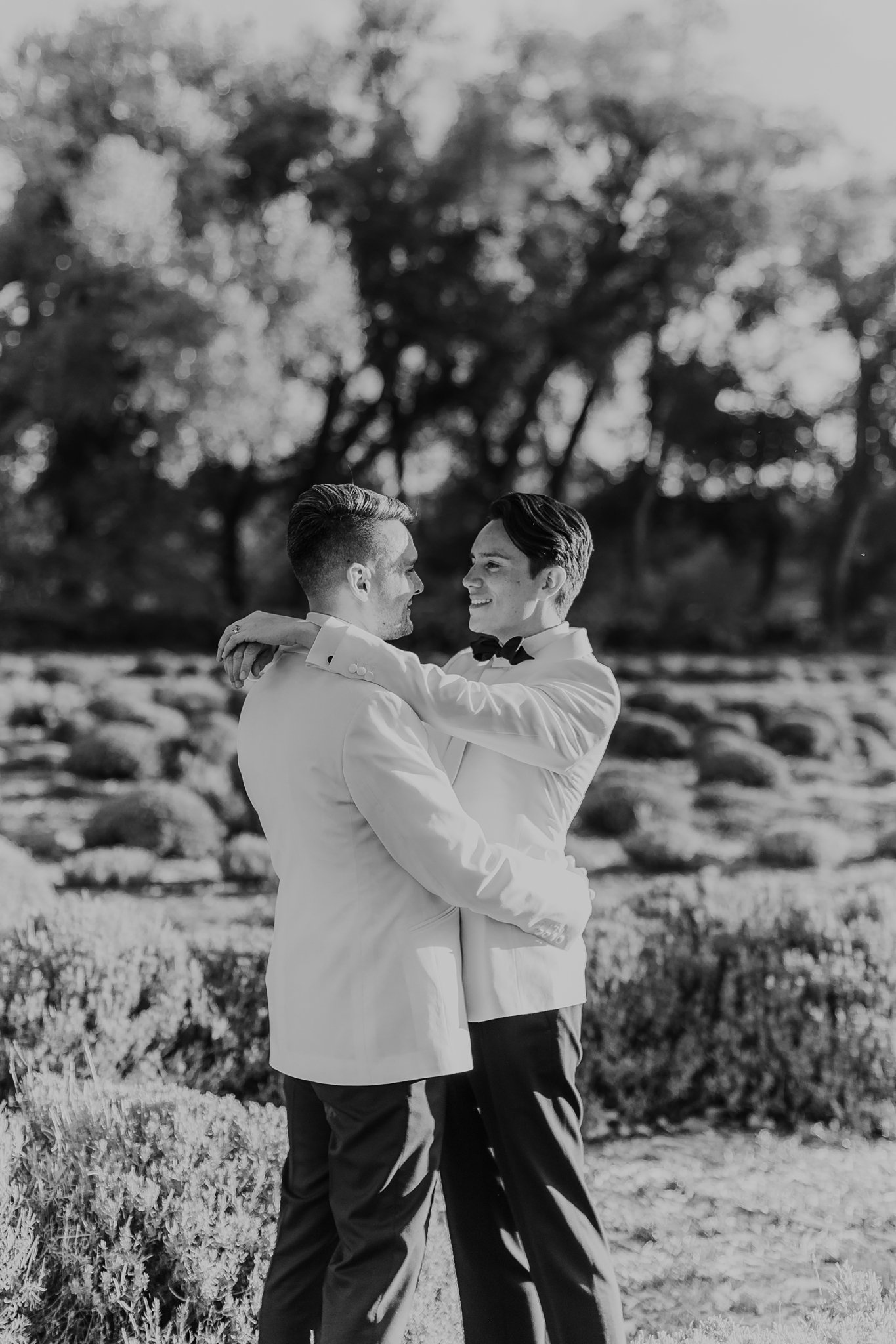 Alicia+lucia+photography+-+albuquerque+wedding+photographer+-+santa+fe+wedding+photography+-+new+mexico+wedding+photographer+-+new+mexico+wedding+-+los+poblanos+wedding+-+lgbtq+wedding+-+southwest+wedding_0107.jpg