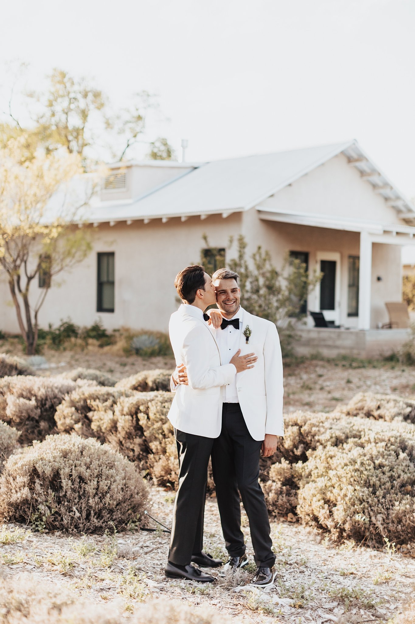 Alicia+lucia+photography+-+albuquerque+wedding+photographer+-+santa+fe+wedding+photography+-+new+mexico+wedding+photographer+-+new+mexico+wedding+-+los+poblanos+wedding+-+lgbtq+wedding+-+southwest+wedding_0108.jpg