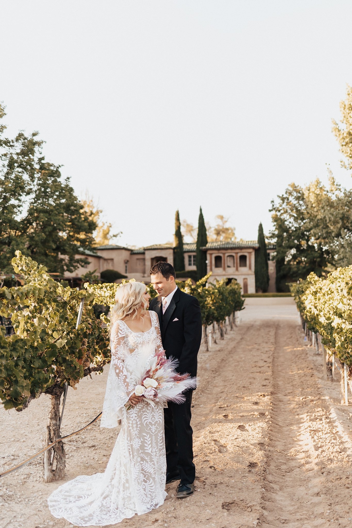 Alicia+lucia+photography+-+albuquerque+wedding+photographer+-+santa+fe+wedding+photography+-+new+mexico+wedding+photographer+-+new+mexico+wedding+-+southwest+elopement+-+nola+elopement+-+new+england+elopement_0054.jpg