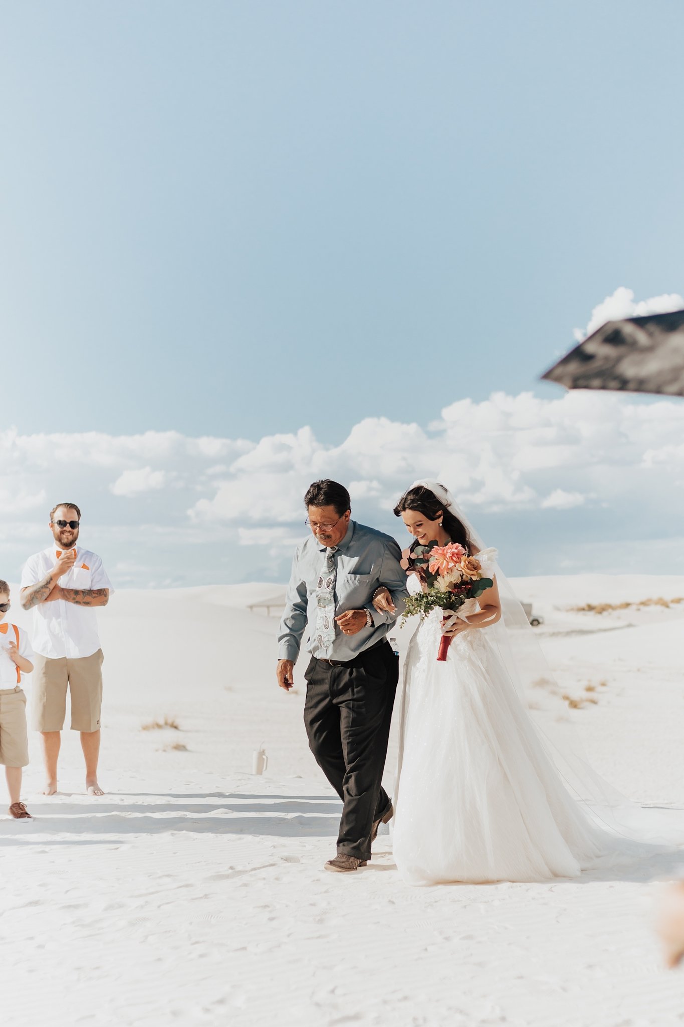 Alicia+lucia+photography+-+albuquerque+wedding+photographer+-+santa+fe+wedding+photography+-+new+mexico+wedding+photographer+-+new+mexico+wedding+-+white+sands+elopement+-+white+sands+wedding+-+national+park+wedding_0027.jpg