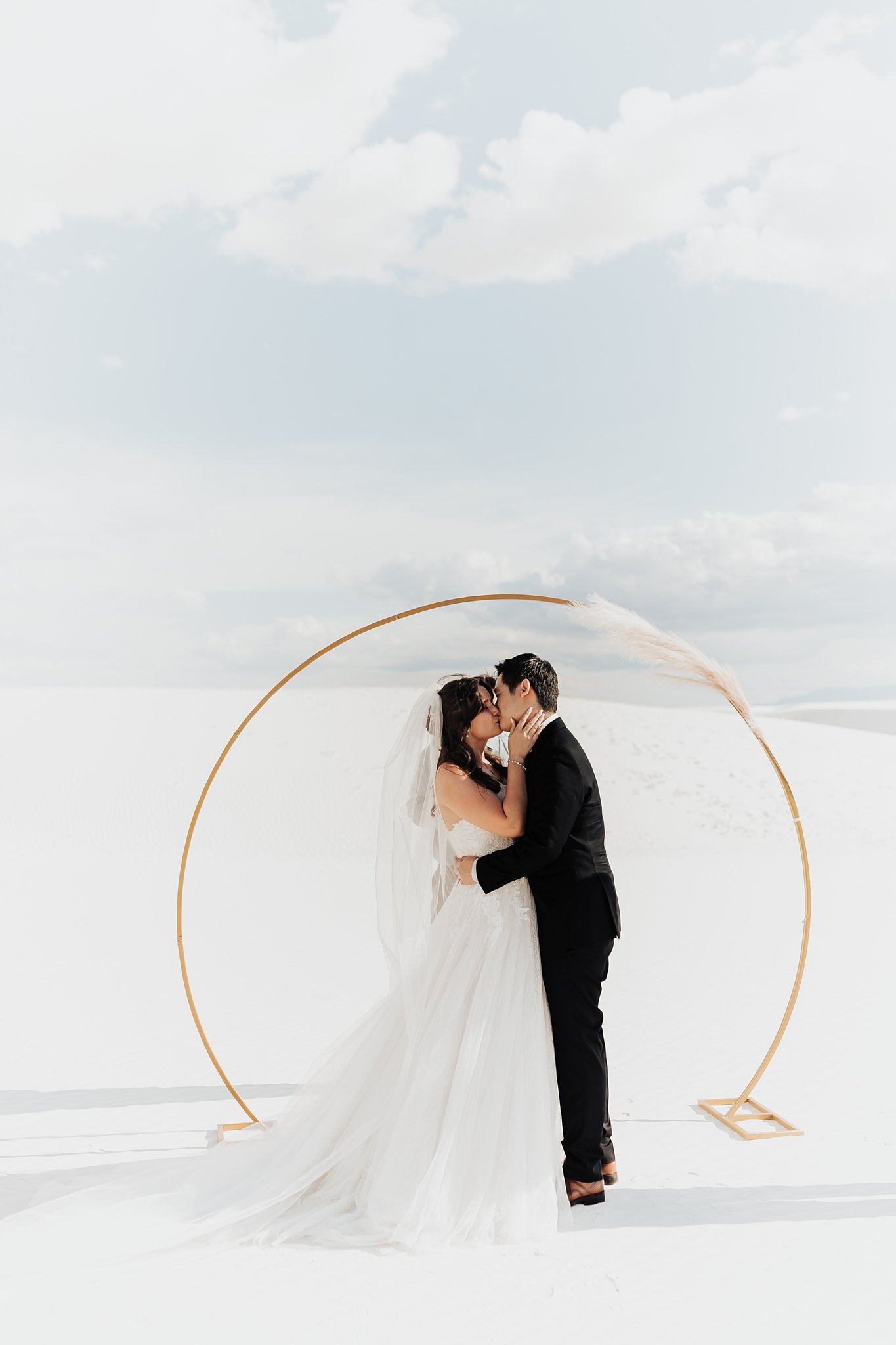 Alicia+lucia+photography+-+albuquerque+wedding+photographer+-+santa+fe+wedding+photography+-+new+mexico+wedding+photographer+-+new+mexico+wedding+-+white+sands+elopement+-+white+sands+wedding+-+national+park+wedding_0037.jpg