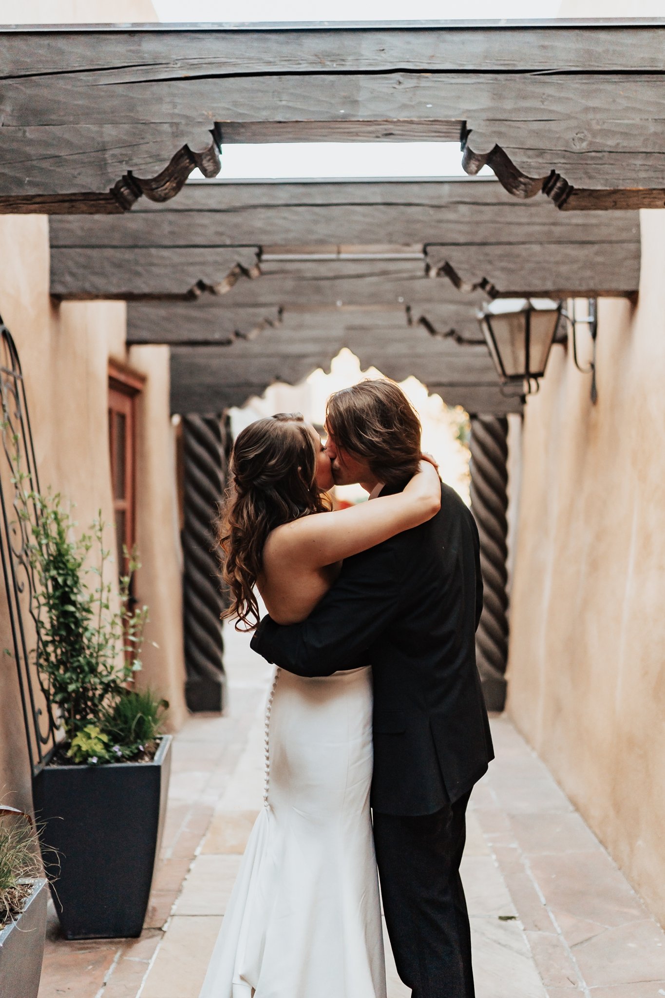 Alicia+lucia+photography+-+albuquerque+wedding+photographer+-+santa+fe+wedding+photography+-+new+mexico+wedding+photographer+-+new+mexico+wedding+-+santa+fe+wedding+-+la+fonda+wedding+-+southwest+wedding_0119.jpg