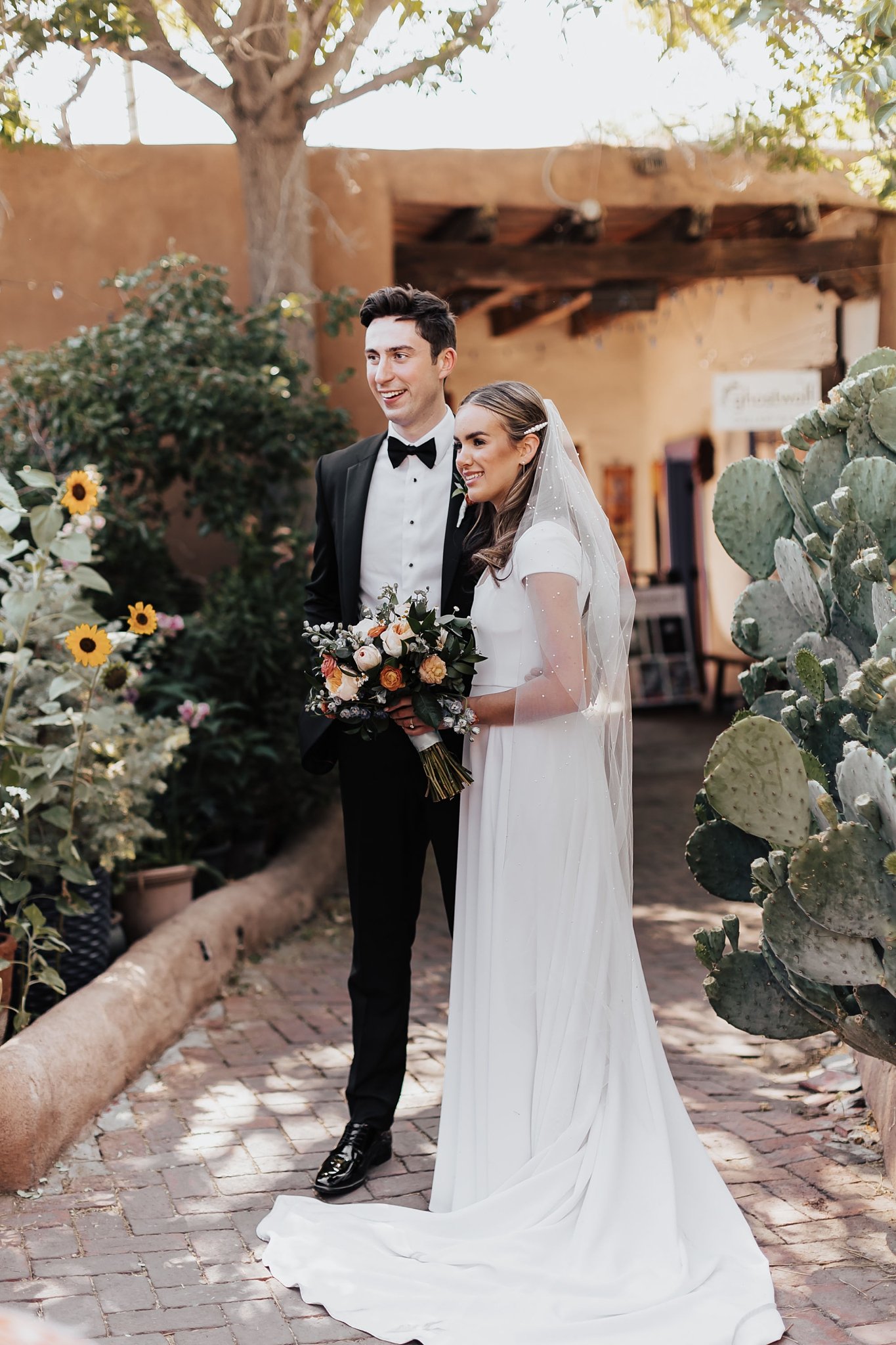 Alicia+lucia+photography+-+albuquerque+wedding+photographer+-+santa+fe+wedding+photography+-+new+mexico+wedding+photographer+-+new+mexico+wedding+-+wedding+gowns+-+destination+wedding+-+bridal+style_0090.jpg