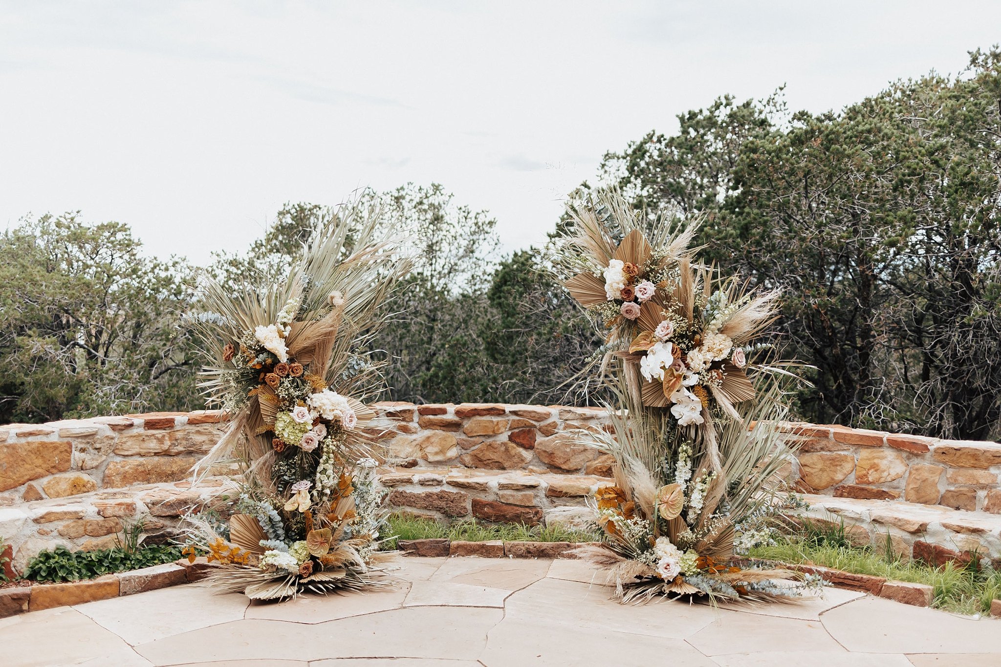 Alicia+lucia+photography+-+albuquerque+wedding+photographer+-+santa+fe+wedding+photography+-+new+mexico+wedding+photographer+-+new+mexico+wedding+-+southwest+wedding+-+boho+wedding+-+destination+wedding_0070.jpg