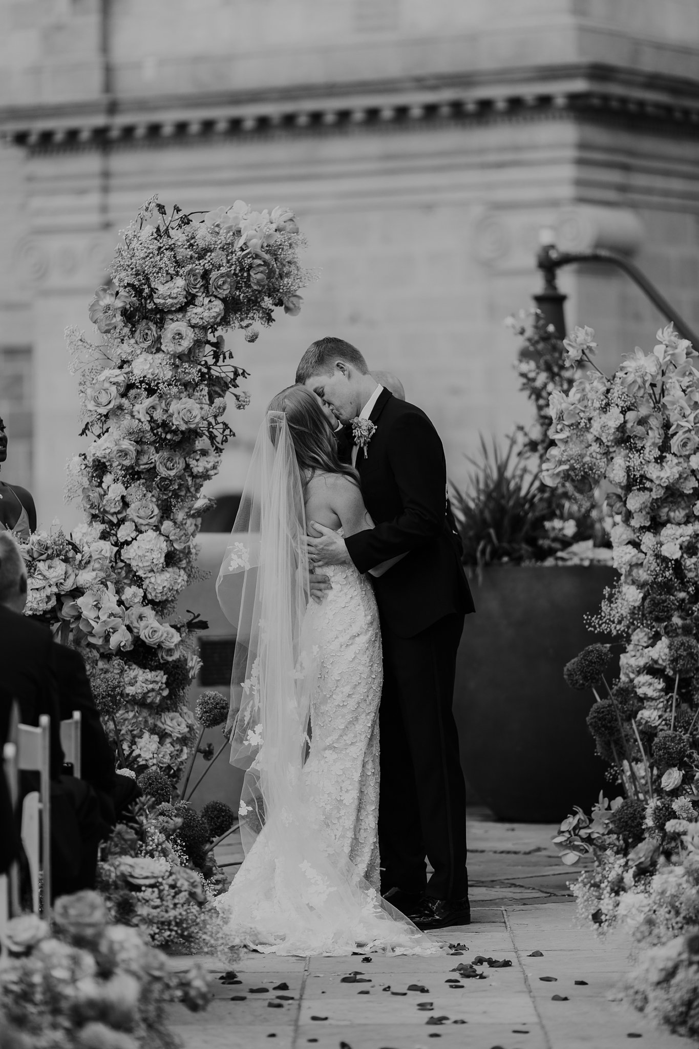 Alicia+lucia+photography+-+albuquerque+wedding+photographer+-+santa+fe+wedding+photography+-+new+mexico+wedding+photographer+-+new+mexico+wedding+-+santa+fe+wedding+-+meow+wolf+-+meow+wolf+wedding_0075.jpg