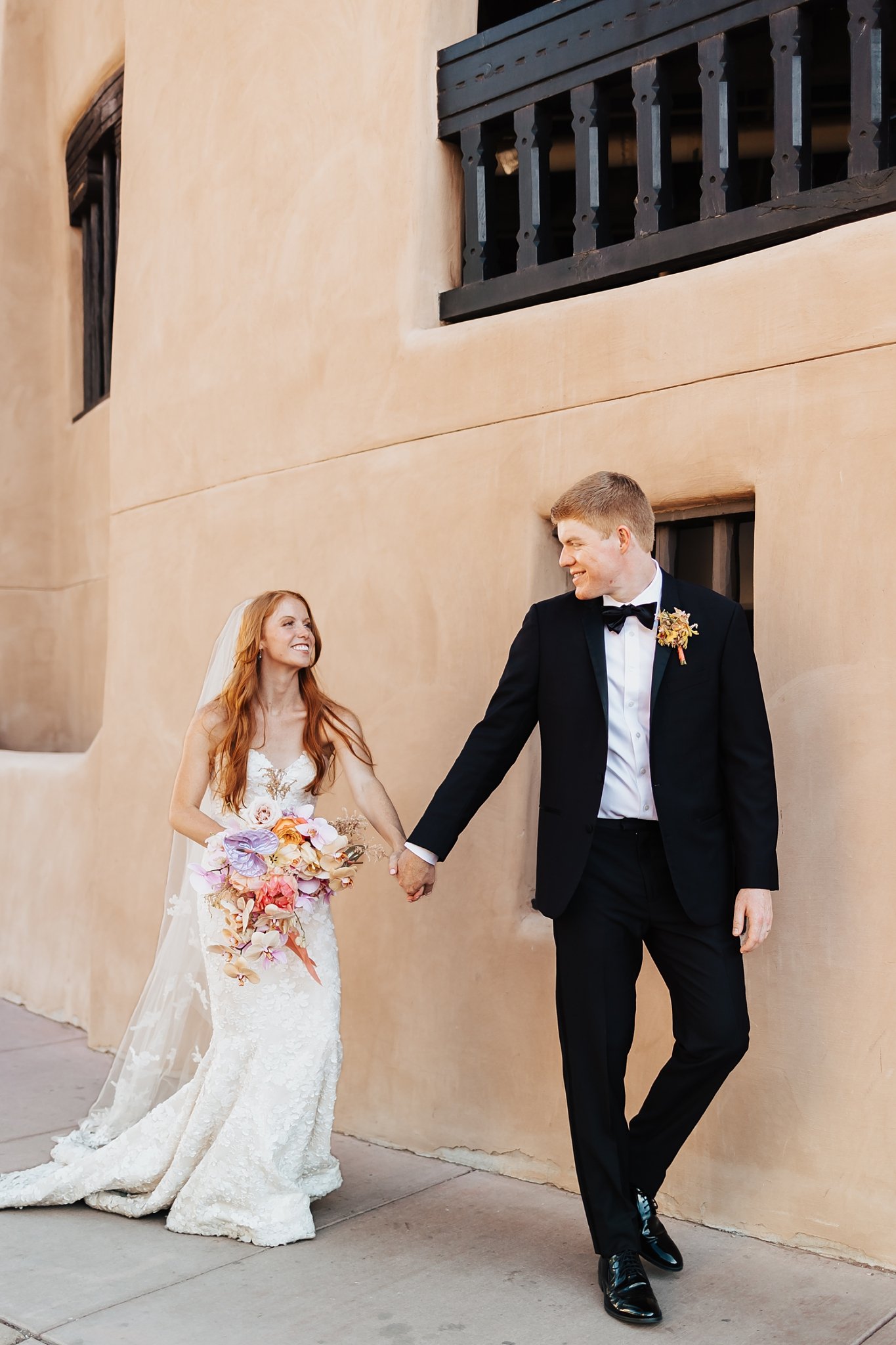 Alicia+lucia+photography+-+albuquerque+wedding+photographer+-+santa+fe+wedding+photography+-+new+mexico+wedding+photographer+-+new+mexico+wedding+-+santa+fe+wedding+-+meow+wolf+-+meow+wolf+wedding_0119.jpg