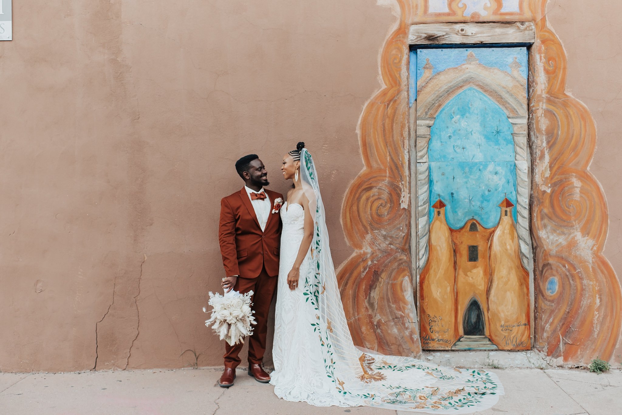 Alicia+lucia+photography+-+albuquerque+wedding+photographer+-+santa+fe+wedding+photography+-+new+mexico+wedding+photographer+-+new+mexico+wedding+-+la+fonda+wedding+-+southwest+wedding+-+boho+wedding_0082.jpg