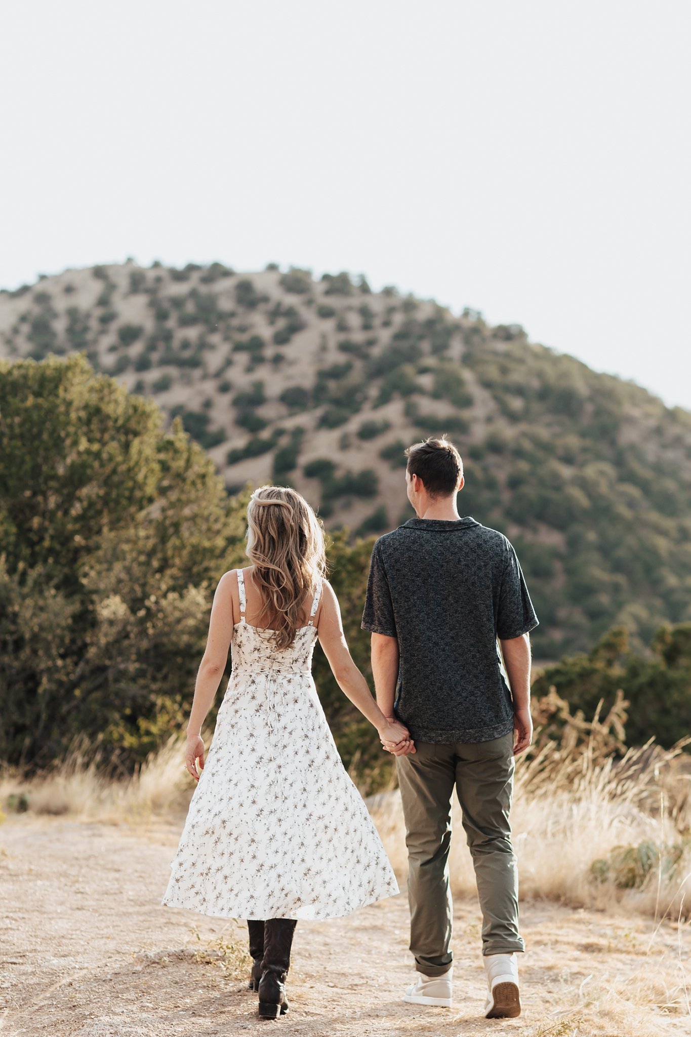 Alicia+lucia+photography+-+albuquerque+wedding+photographer+-+santa+fe+wedding+photography+-+new+mexico+wedding+photographer+-+new+mexico+wedding+-+mountain+engagement+-+desert+wedding+-+taos+wedding_0013.jpg