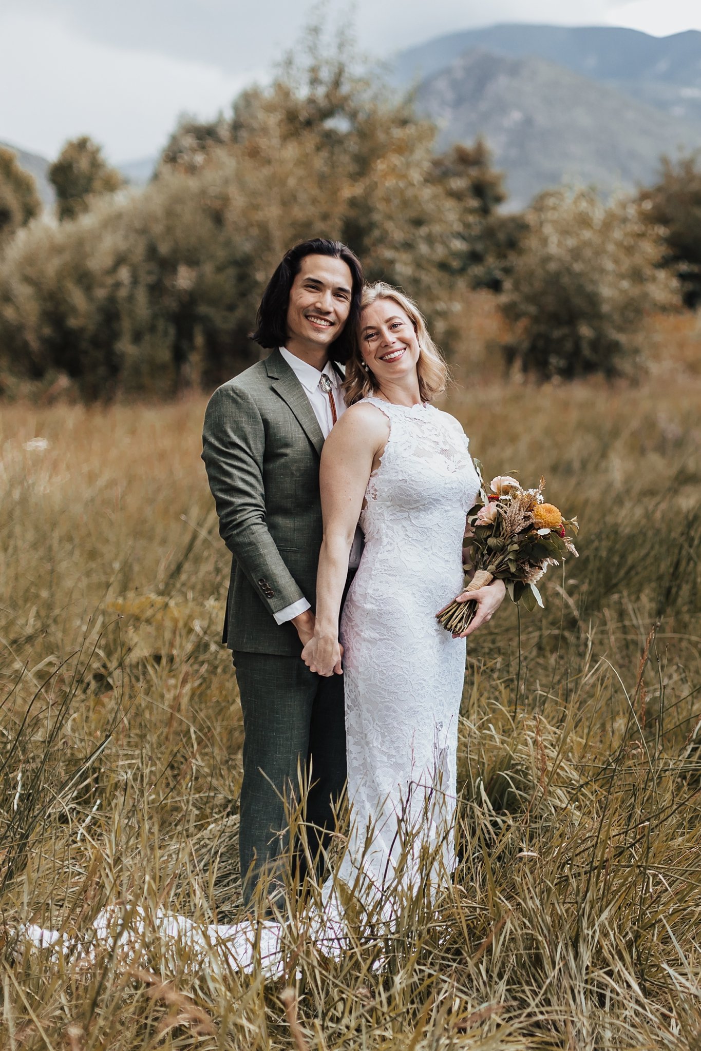 Alicia+lucia+photography+-+albuquerque+wedding+photographer+-+santa+fe+wedding+photography+-+new+mexico+wedding+photographer+-+new+mexico+wedding+-+taos+wedding+-+taos+ski+valley+-+many+feathers+ranch_0048.jpg