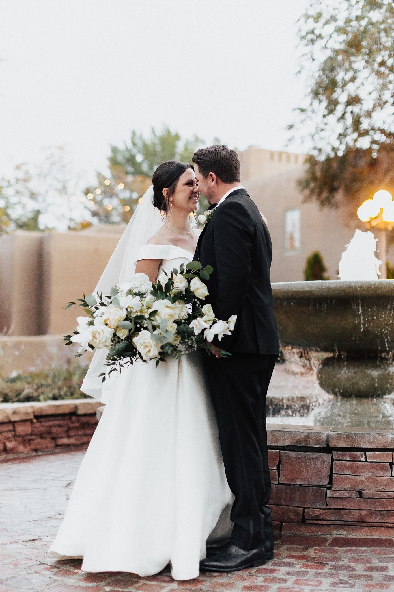 Alicia+lucia+photography+-+albuquerque+wedding+photographer+-+santa+fe+wedding+photography+-+new+mexico+wedding+photographer+-+new+mexico+wedding+-+bridal+gown+-+ballgown+wedding+gown+-+destination+wedding_0056.jpg