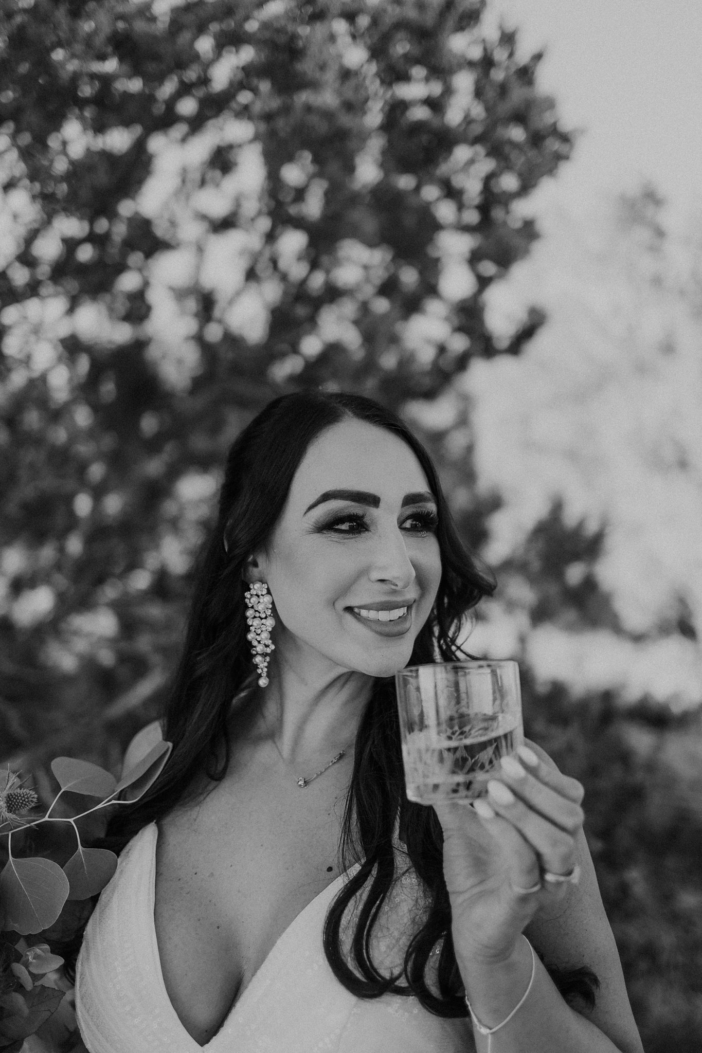 Alicia+lucia+photography+-+albuquerque+wedding+photographer+-+santa+fe+wedding+photography+-+new+mexico+wedding+photographer+-+new+mexico+wedding+-+backyard+wedding+-+santa+fe+wedding+-+jewel+tone+wedding_0049.jpg