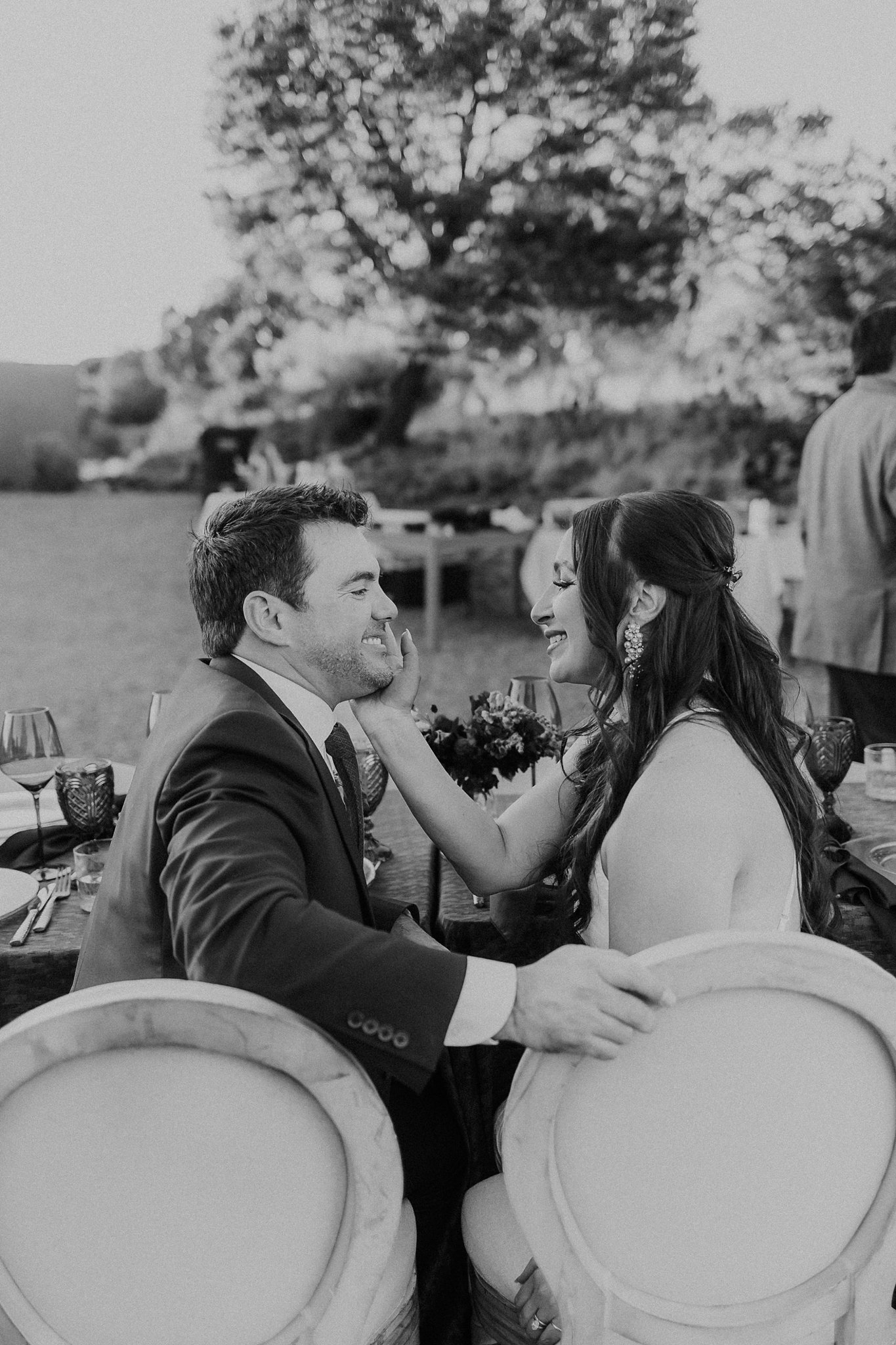 Alicia+lucia+photography+-+albuquerque+wedding+photographer+-+santa+fe+wedding+photography+-+new+mexico+wedding+photographer+-+new+mexico+wedding+-+backyard+wedding+-+santa+fe+wedding+-+jewel+tone+wedding_0097.jpg