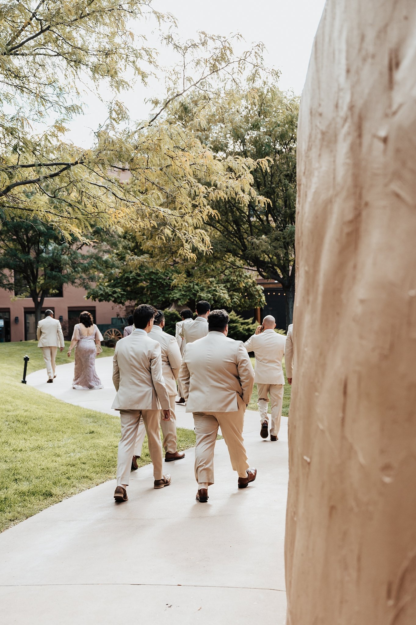 Alicia+lucia+photography+-+albuquerque+wedding+photographer+-+santa+fe+wedding+photography+-+new+mexico+wedding+photographer+-+new+mexico+wedding+-+tamaya+wedding+-+whimsical+wedding+-+southwest+wedding_0030.jpg