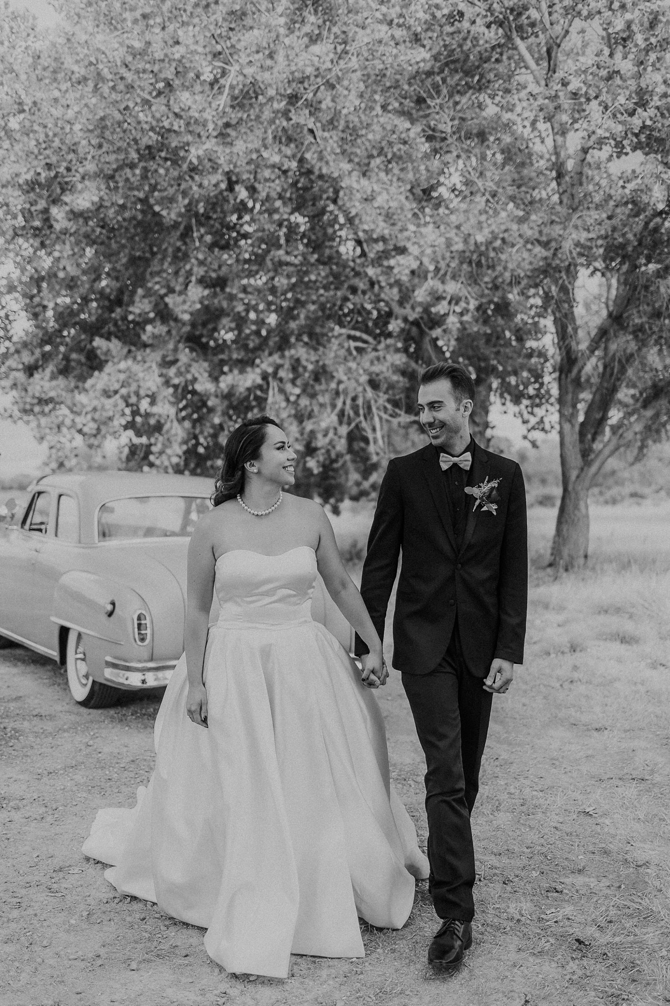 Alicia+lucia+photography+-+albuquerque+wedding+photographer+-+santa+fe+wedding+photography+-+new+mexico+wedding+photographer+-+new+mexico+wedding+-desert+wedding+-+fall+wedding+-+tamaya+wedding_0095.jpg